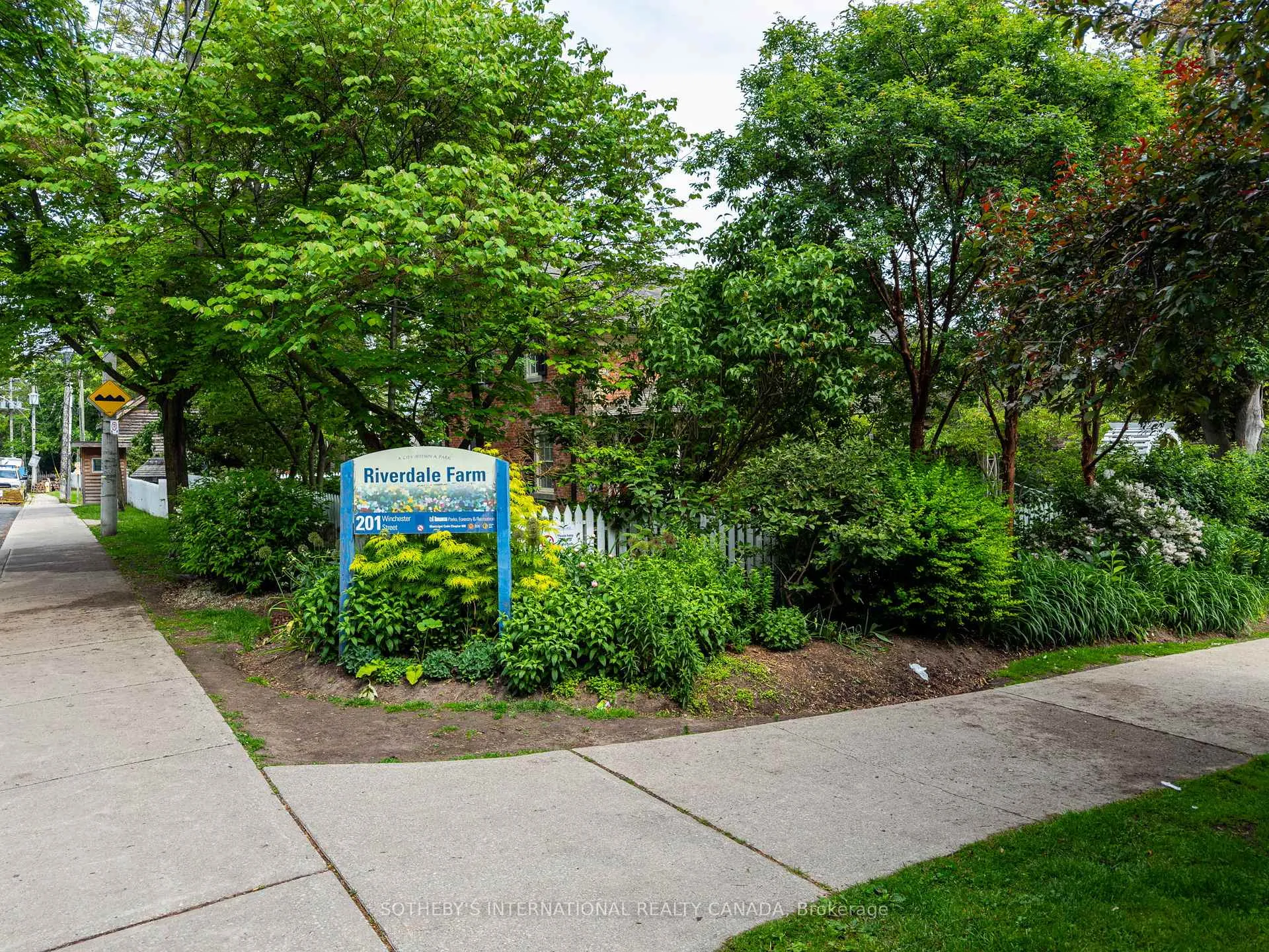 Photo 48 of 412 Wellesley Street E, Toronto, Cabbagetown-South St. James Town — HOMEH