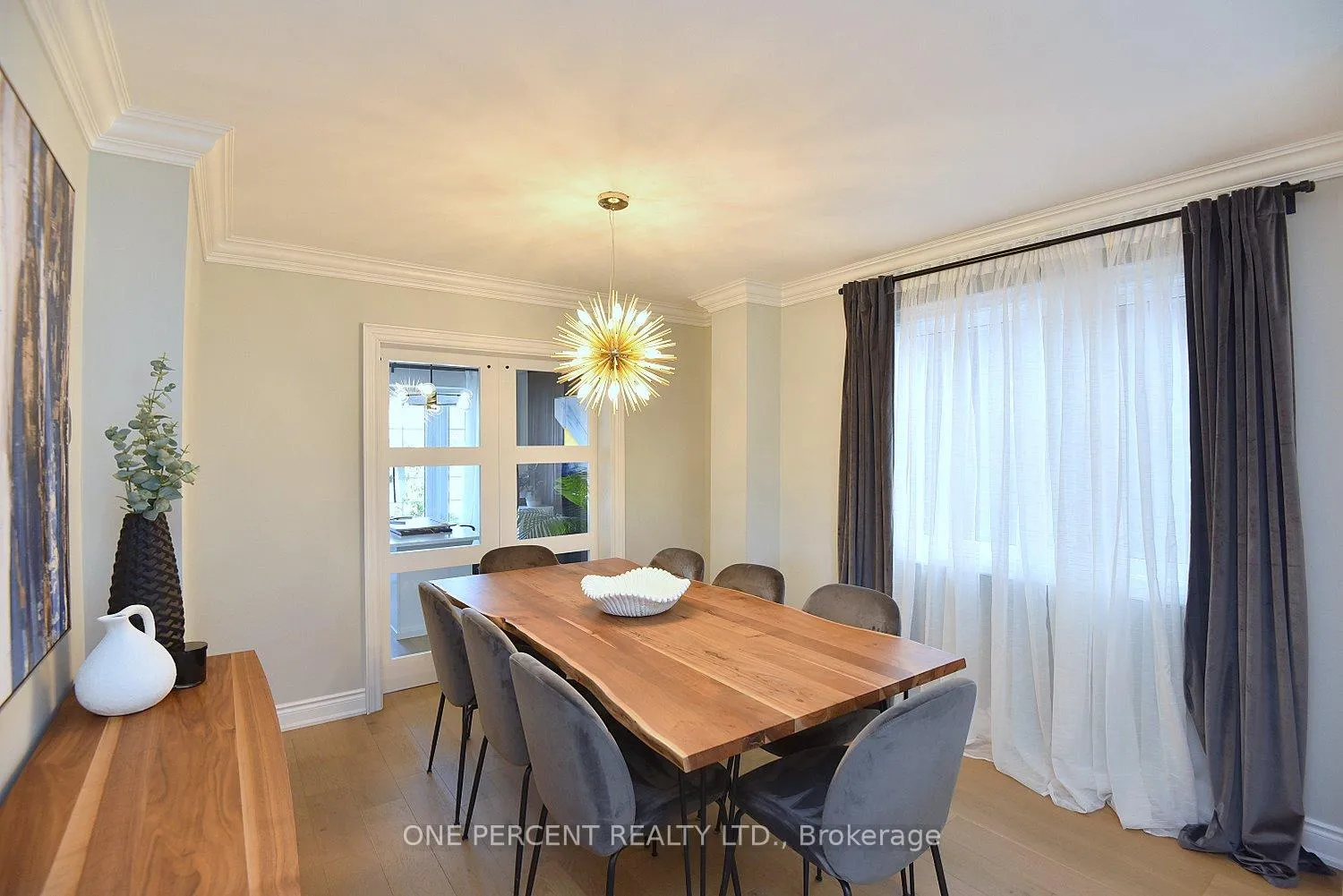 Photo 5 of 2211 Hunt Crescent, Burlington, Headon — HOMEH