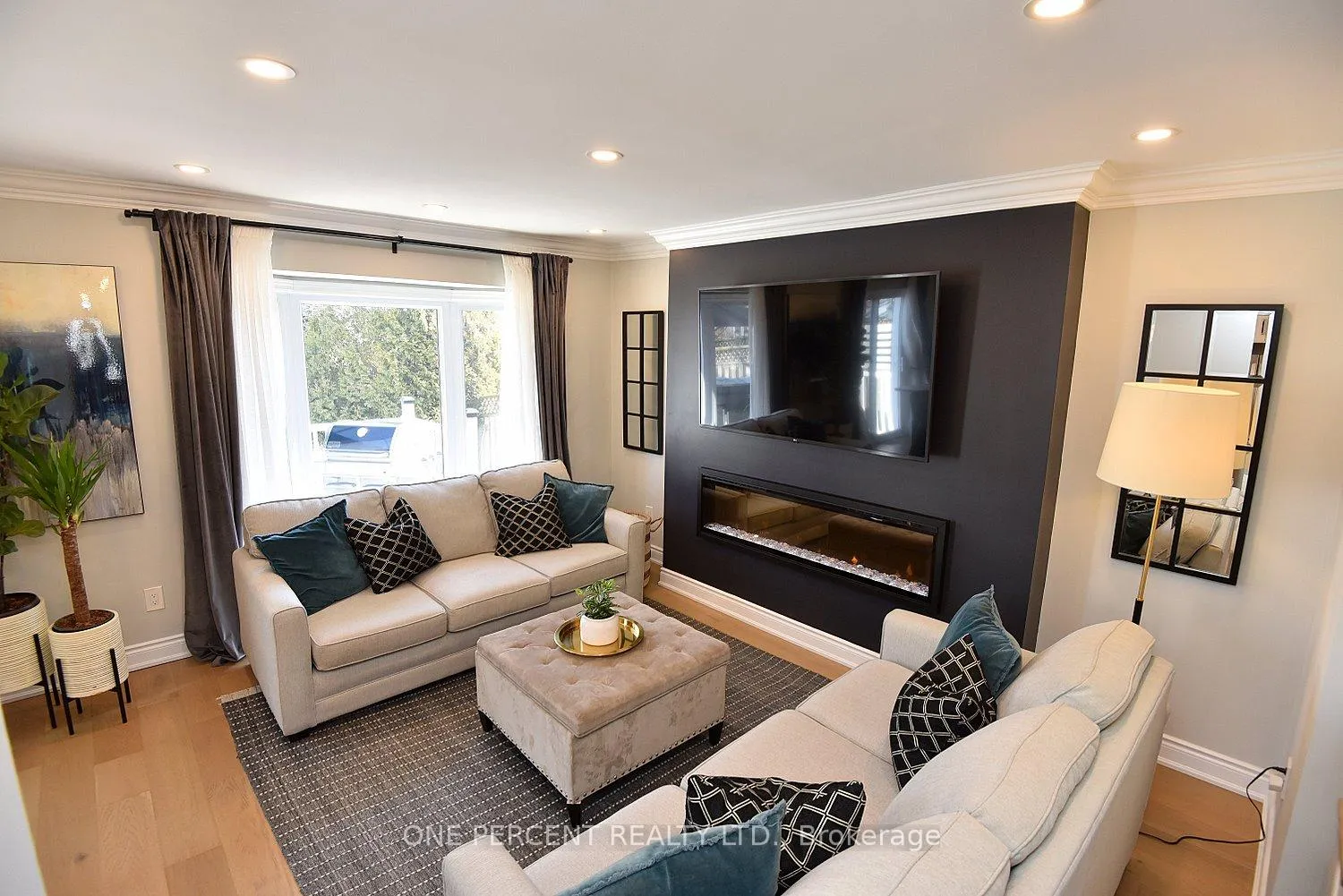 Photo 15 of 2211 Hunt Crescent, Burlington, Headon — HOMEH