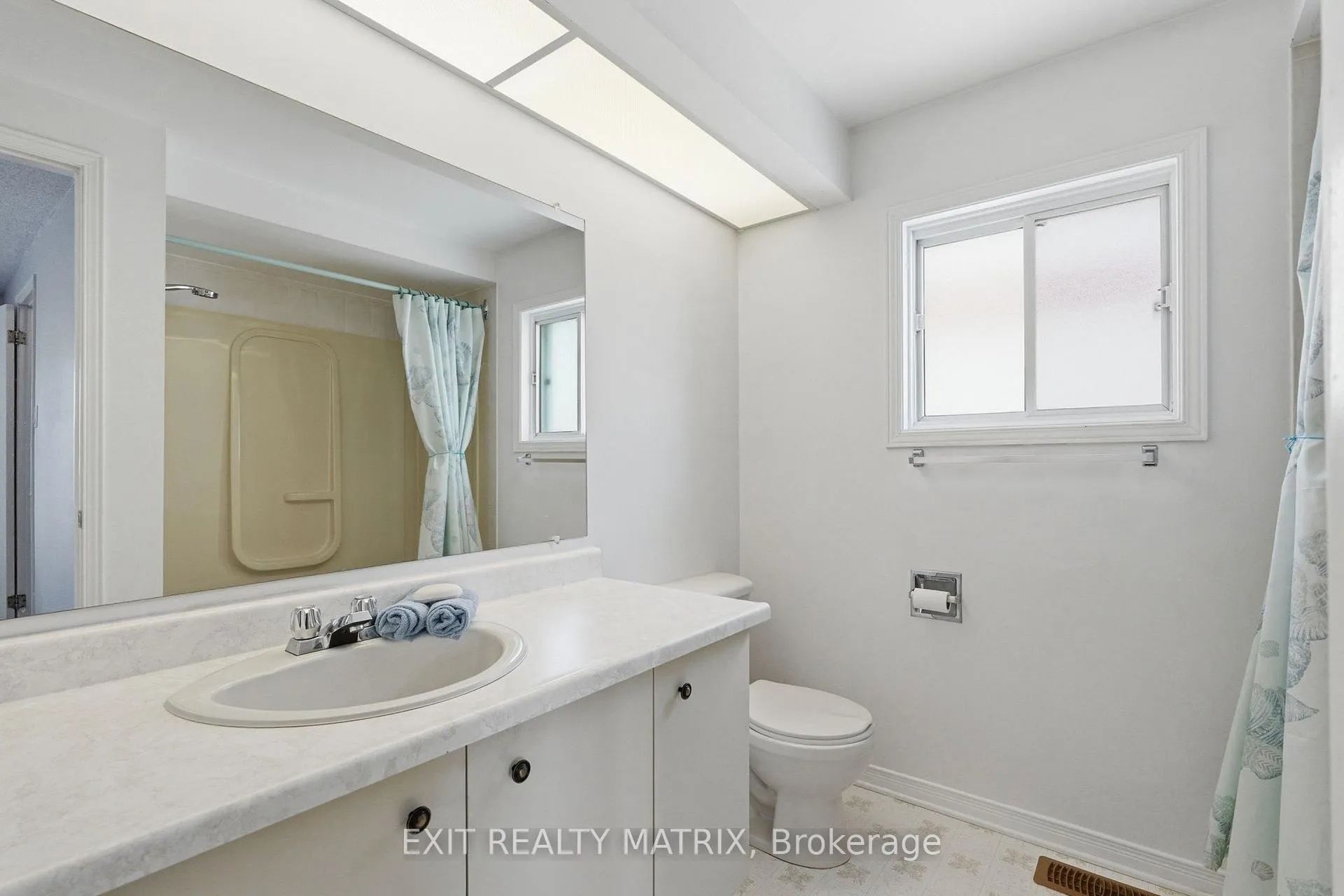 Photo 21 of 57 Rosegarden Crescent, Ottawa, Hunt Club Park/Greenboro — HOMEH