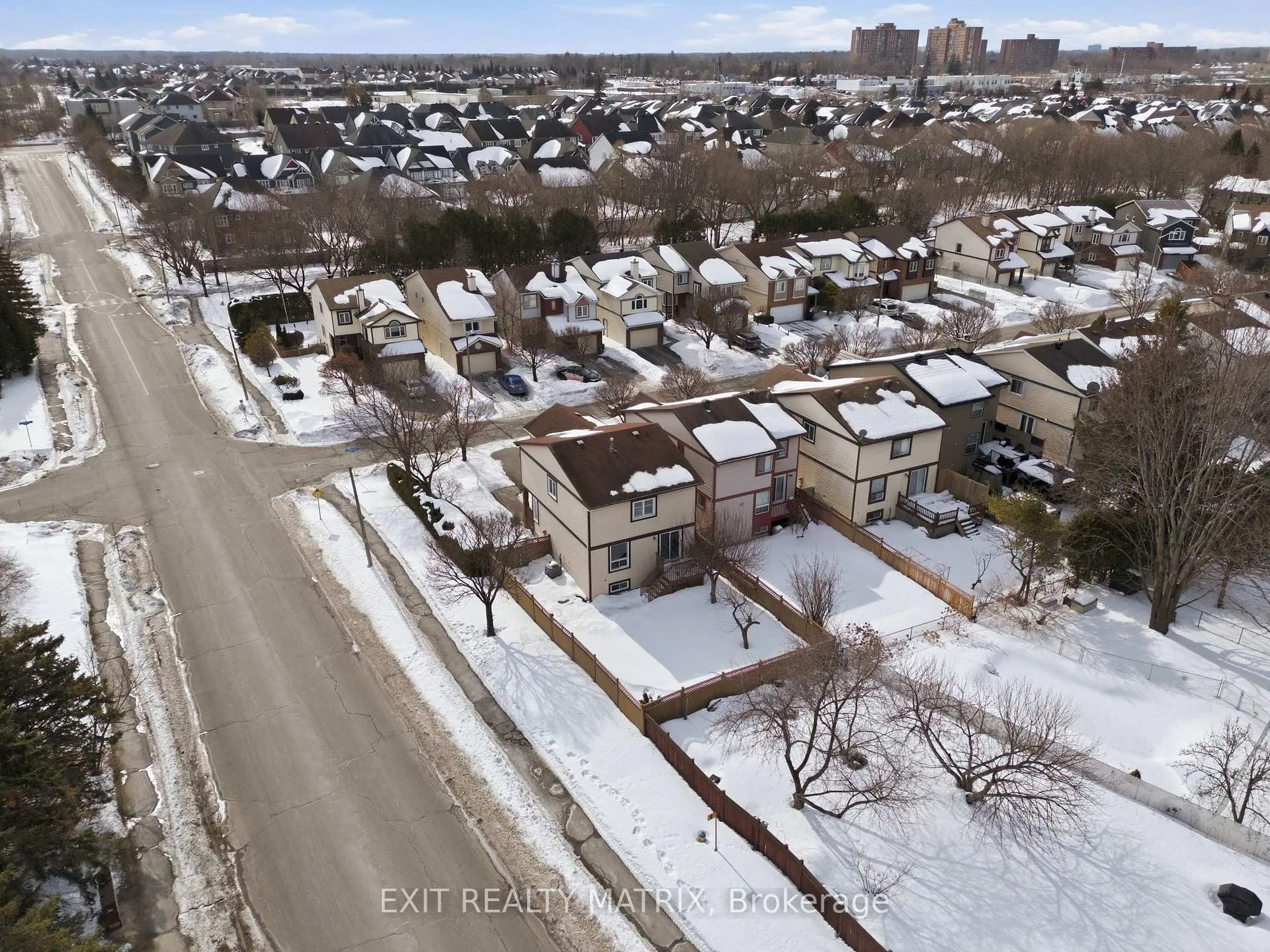 Photo 32 of 57 Rosegarden Crescent, Ottawa, Hunt Club Park/Greenboro — HOMEH