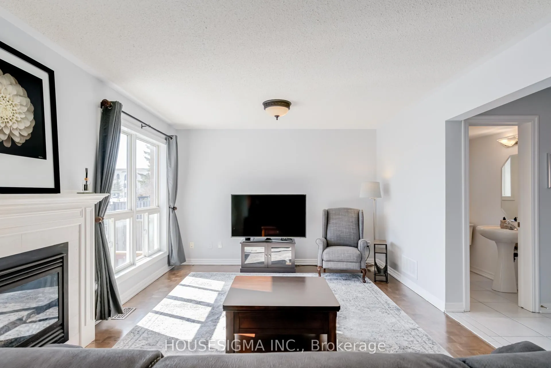 Photo 11 of 20 Sweet Briar Lane, Brampton, Snelgrove — HOMEH