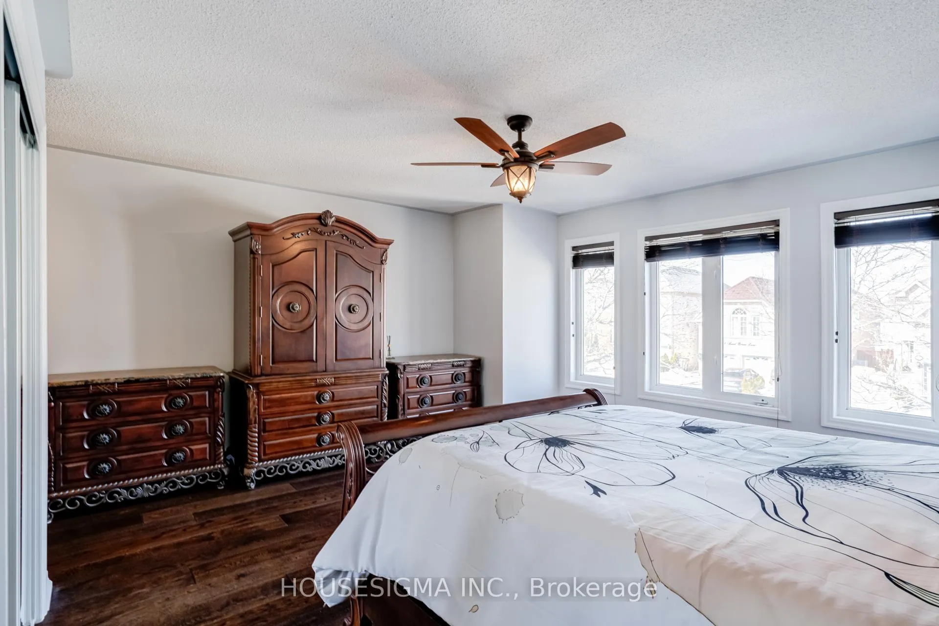 Photo 23 of 20 Sweet Briar Lane, Brampton, Snelgrove — HOMEH