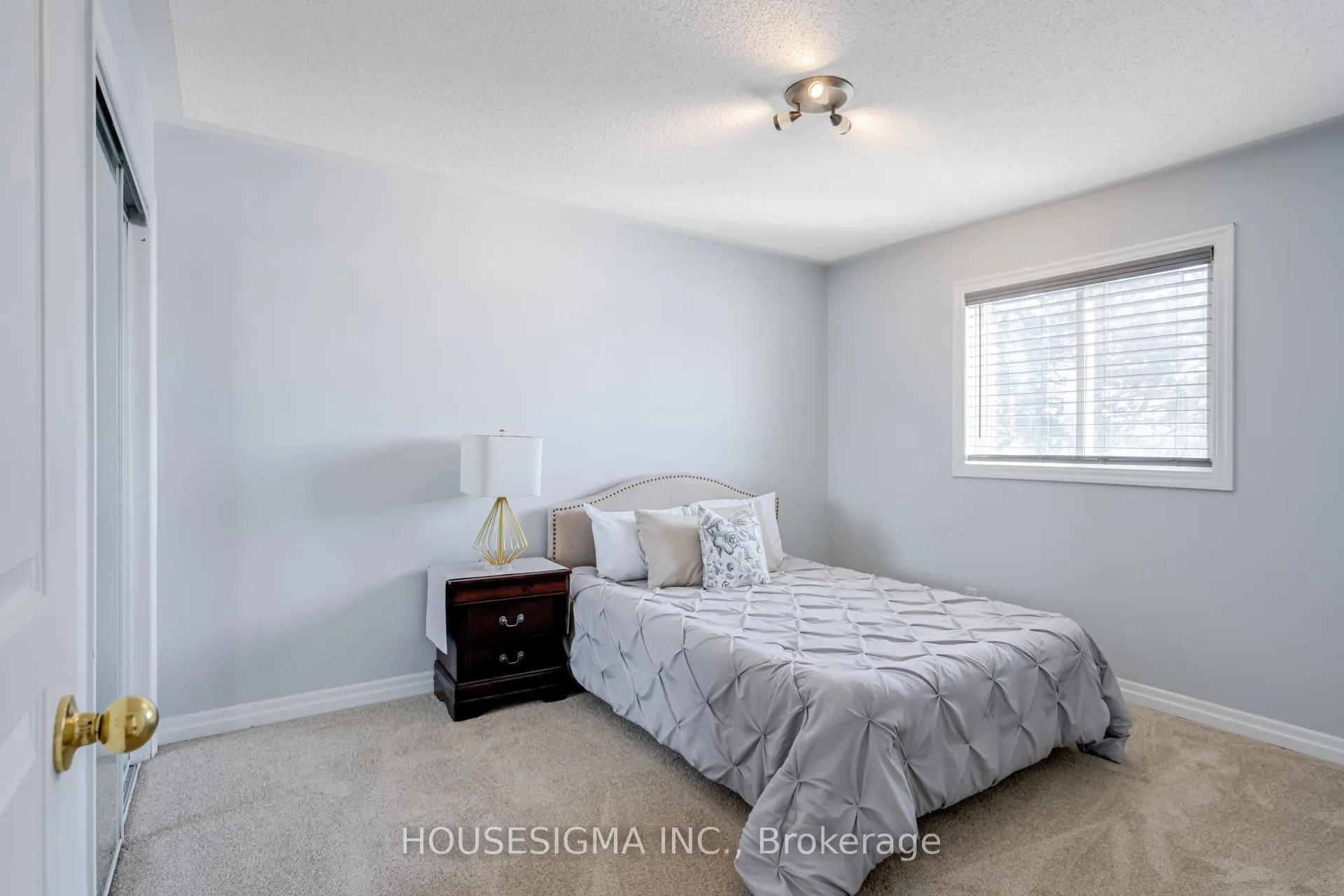 Photo 26 of 20 Sweet Briar Lane, Brampton, Snelgrove — HOMEH