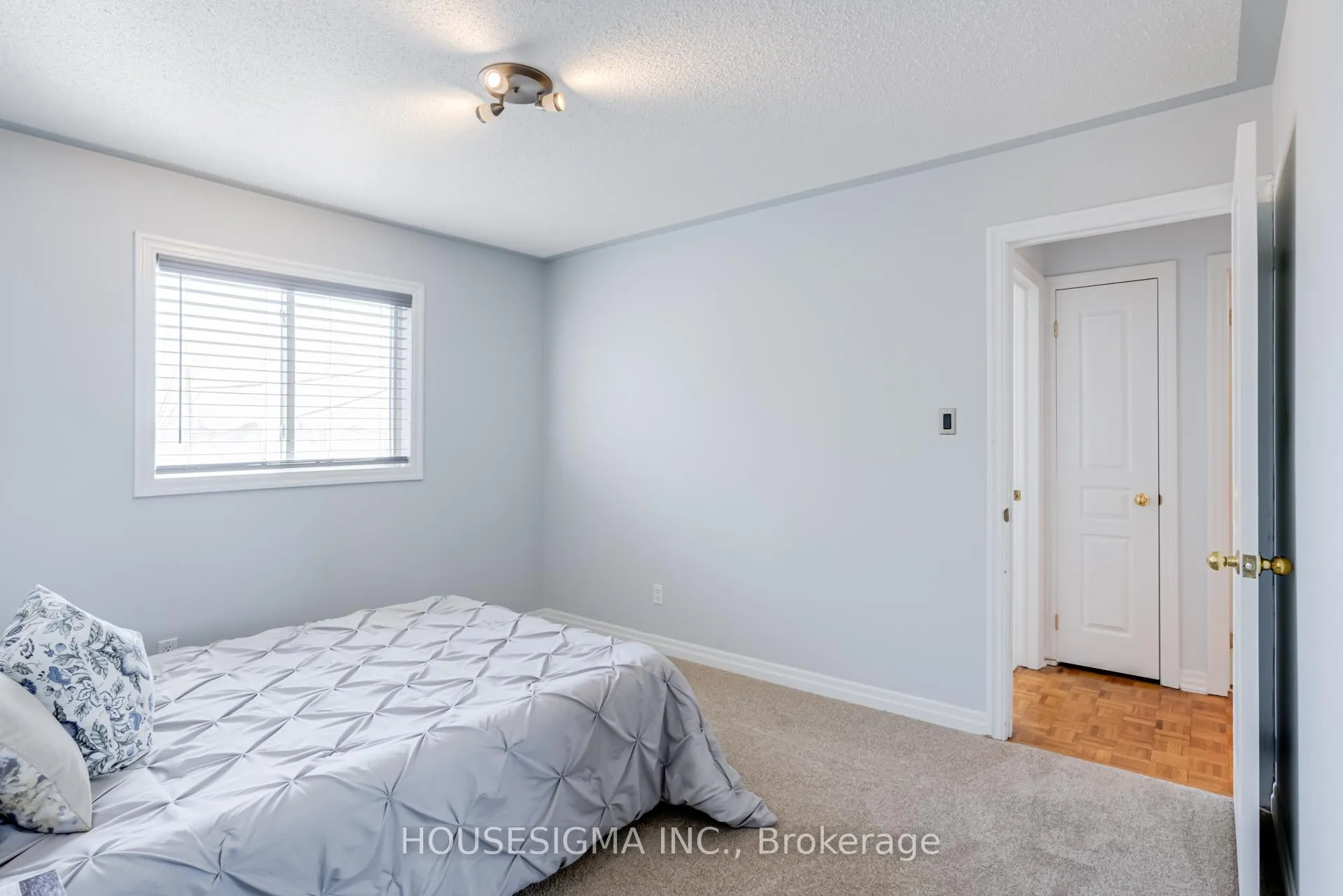 Photo 27 of 20 Sweet Briar Lane, Brampton, Snelgrove — HOMEH