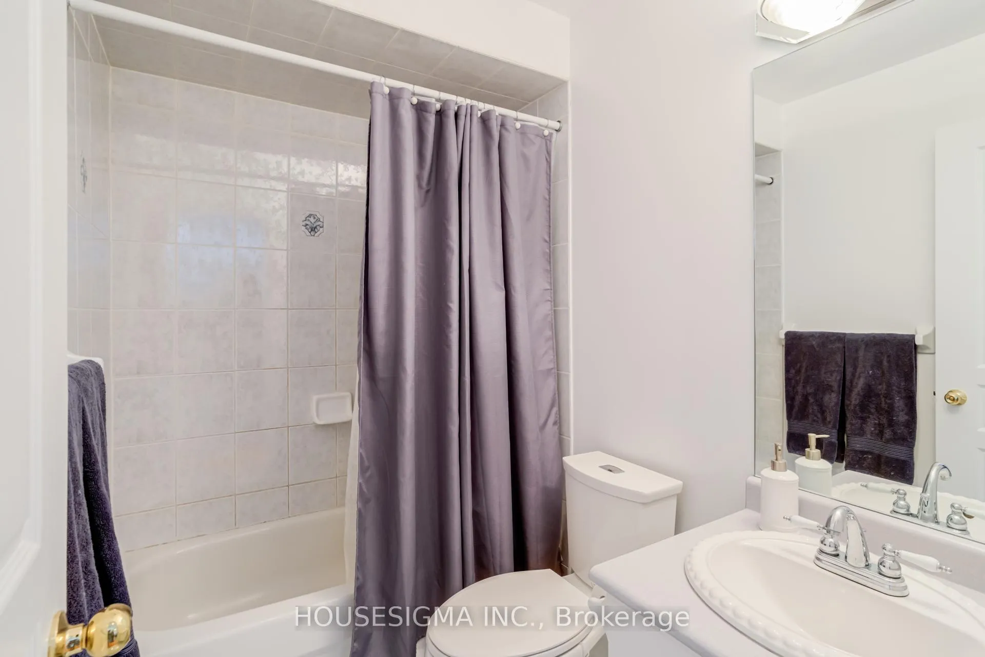 Photo 32 of 20 Sweet Briar Lane, Brampton, Snelgrove — HOMEH