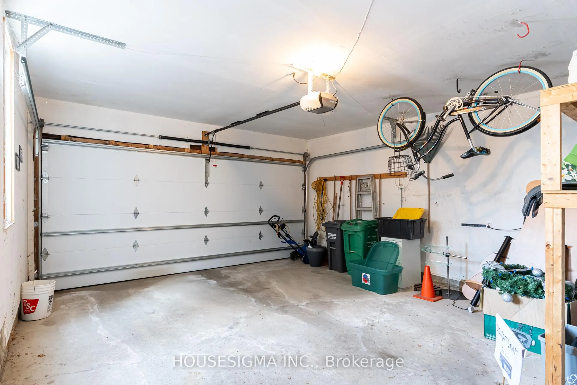Photo 33 of 20 Sweet Briar Lane, Brampton, Snelgrove — HOMEH