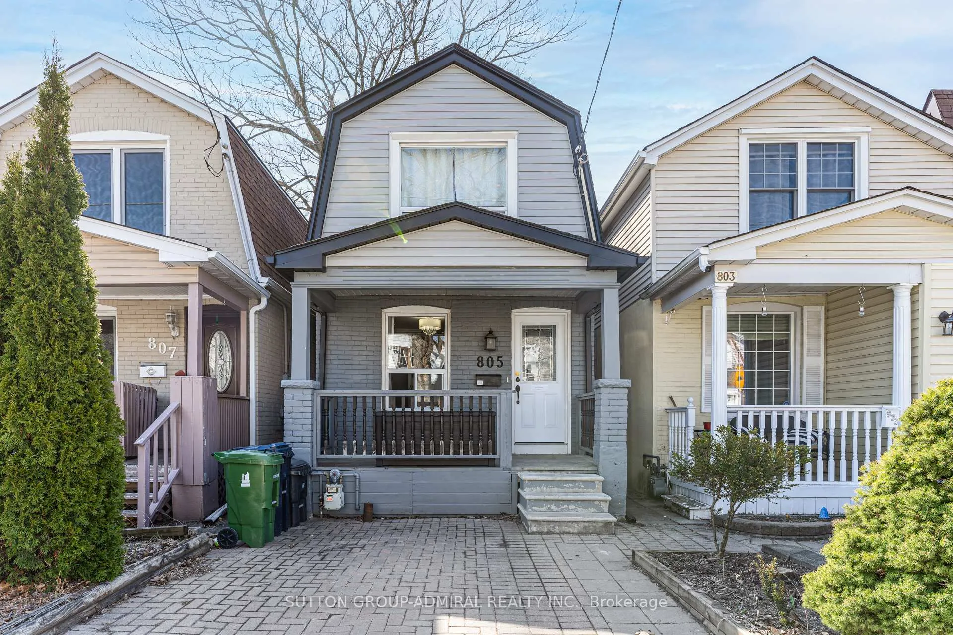 Photo 1 of 805 Sammon Avenue, Toronto, Danforth Village-East York — HOMEH