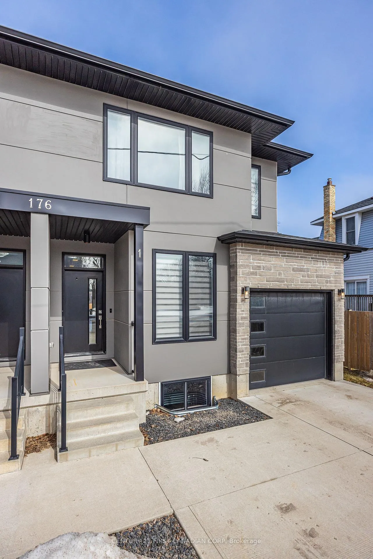 Photo 5 of 176 King Street, Bluewater, Hensall — HOMEH