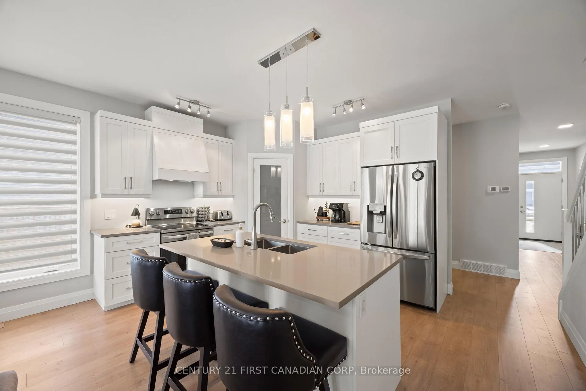 Photo 11 of 176 King Street, Bluewater, Hensall — HOMEH