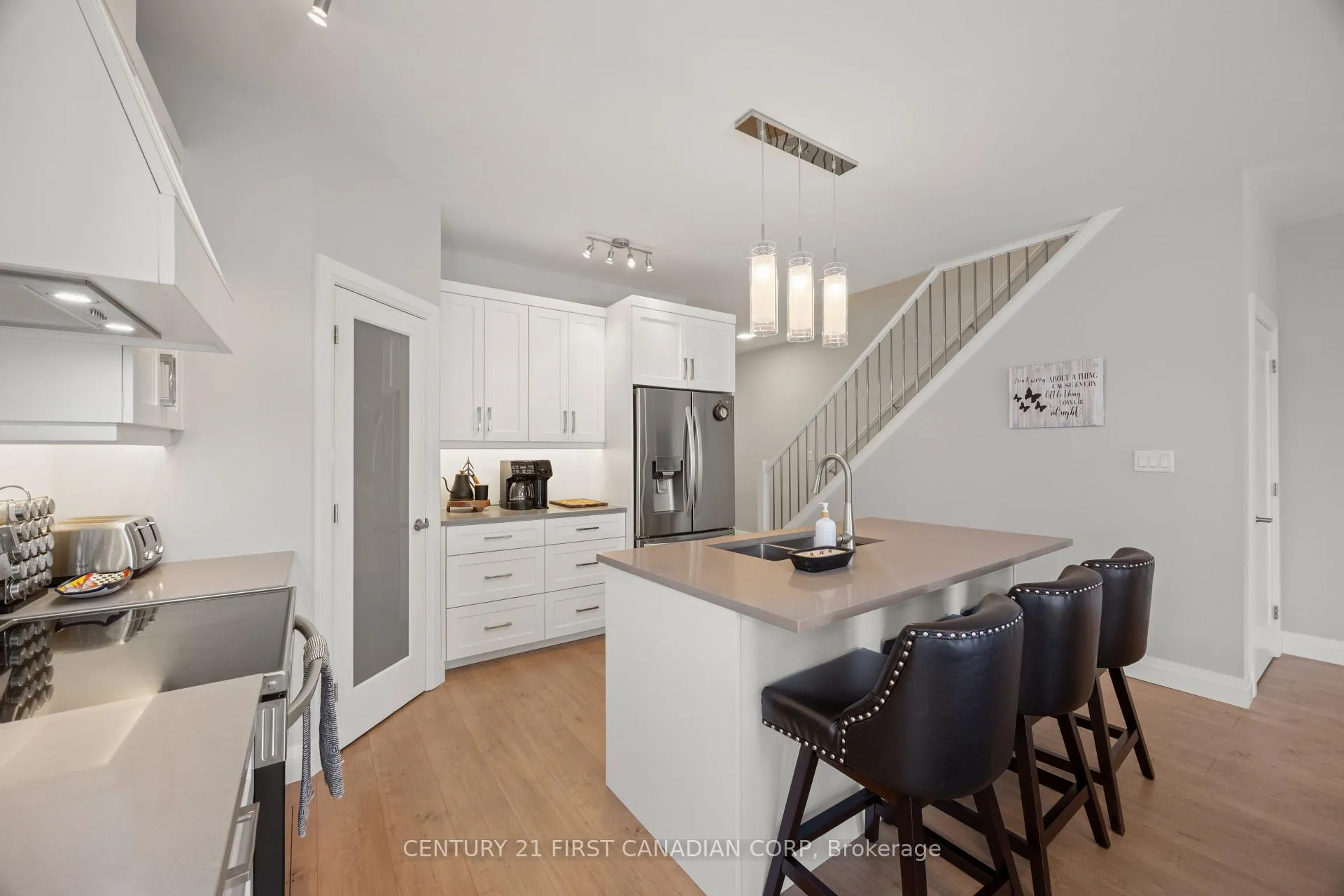 Photo 13 of 176 King Street, Bluewater, Hensall — HOMEH
