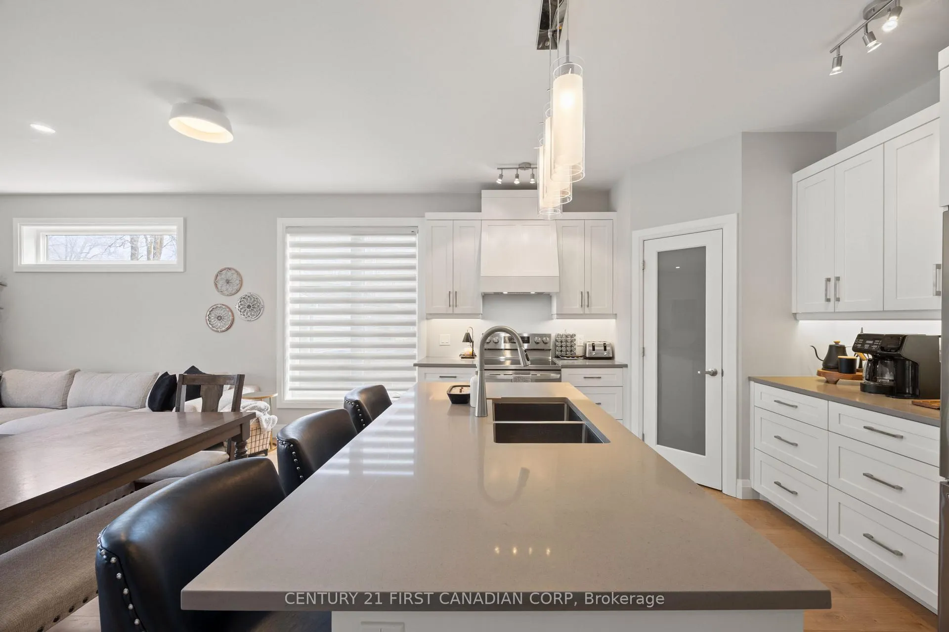 Photo 14 of 176 King Street, Bluewater, Hensall — HOMEH