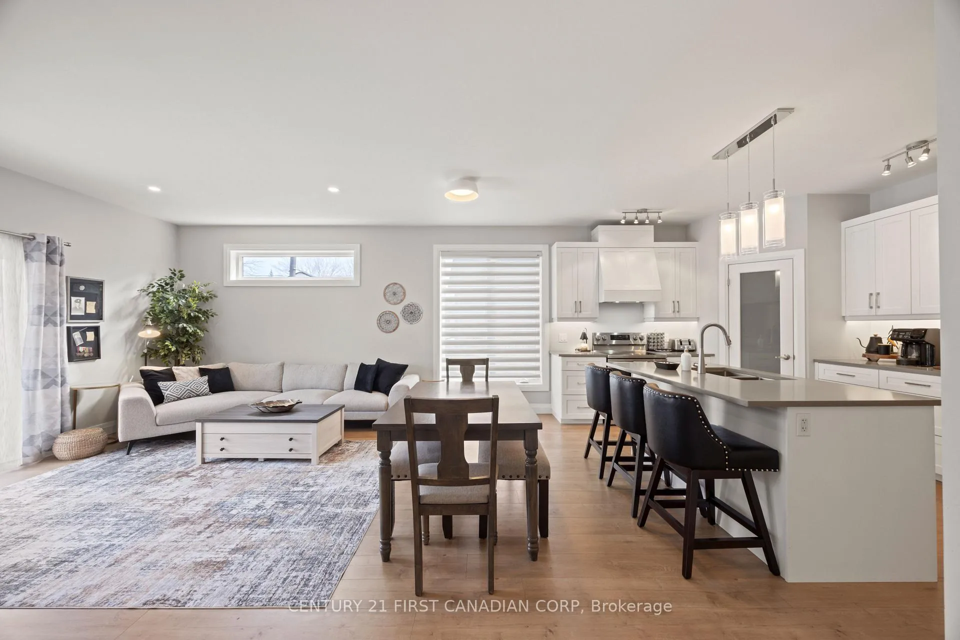 Photo 15 of 176 King Street, Bluewater, Hensall — HOMEH
