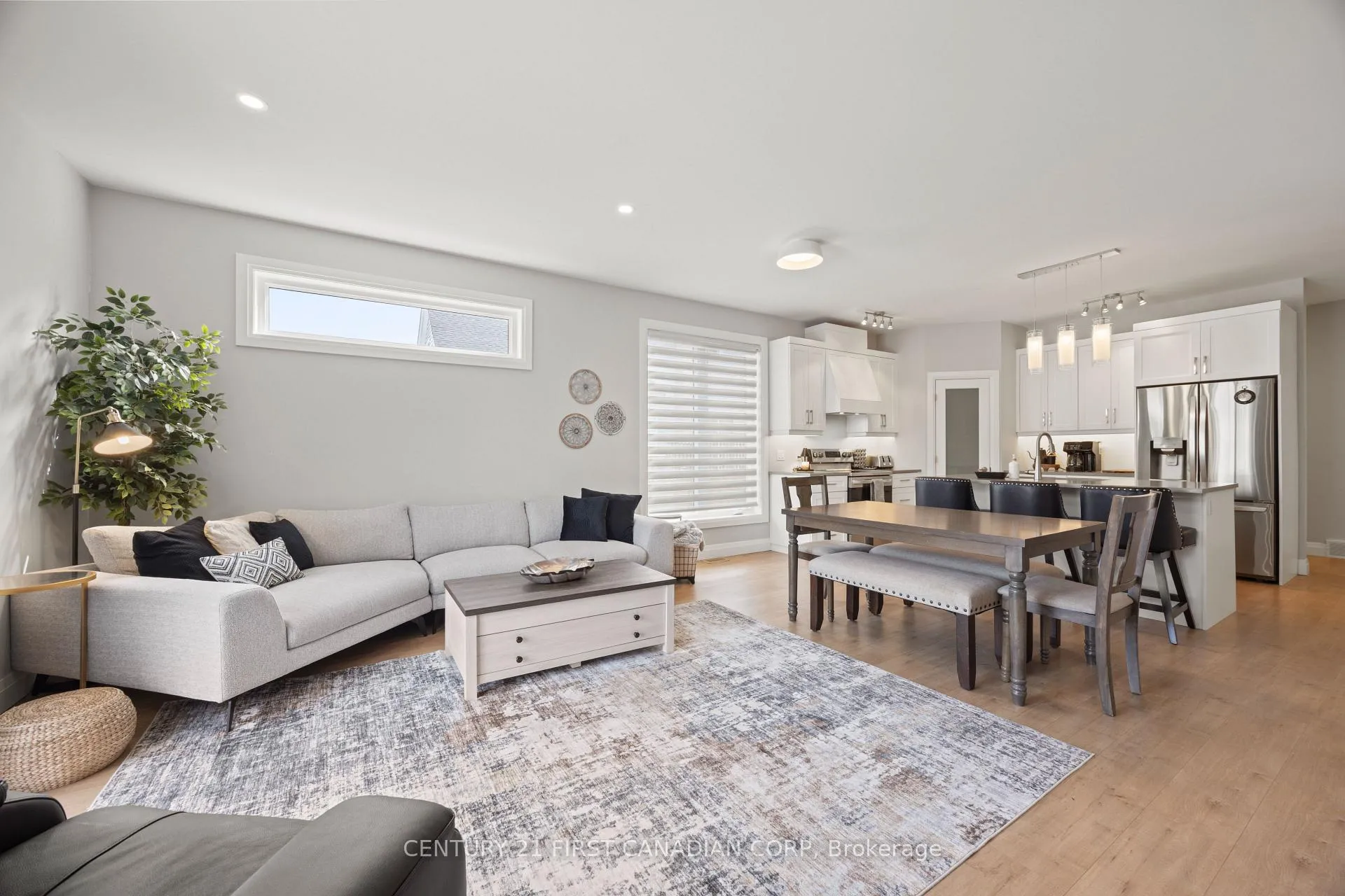 Photo 17 of 176 King Street, Bluewater, Hensall — HOMEH