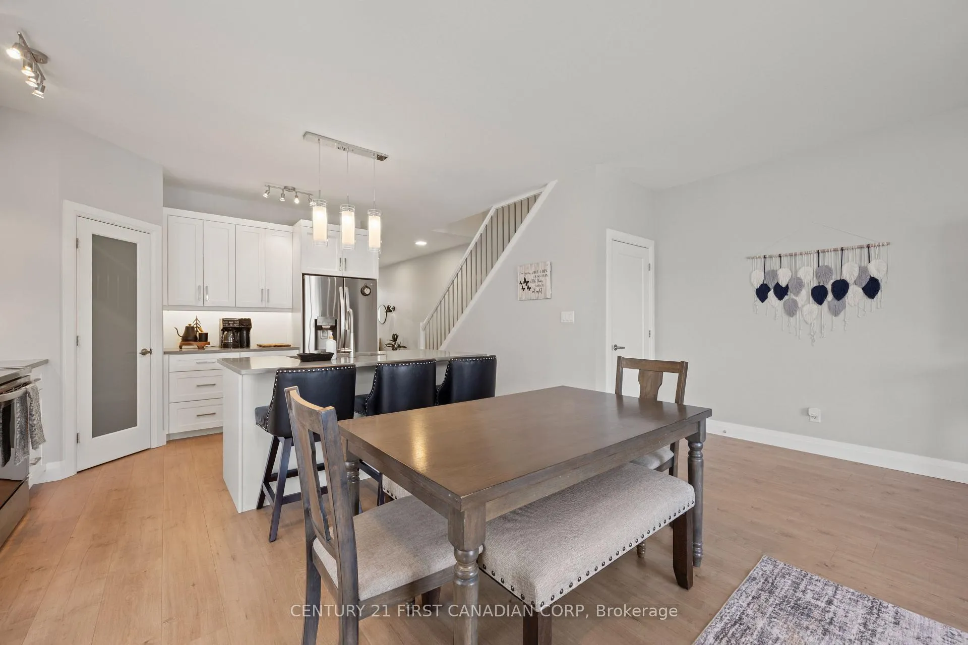 Photo 19 of 176 King Street, Bluewater, Hensall — HOMEH