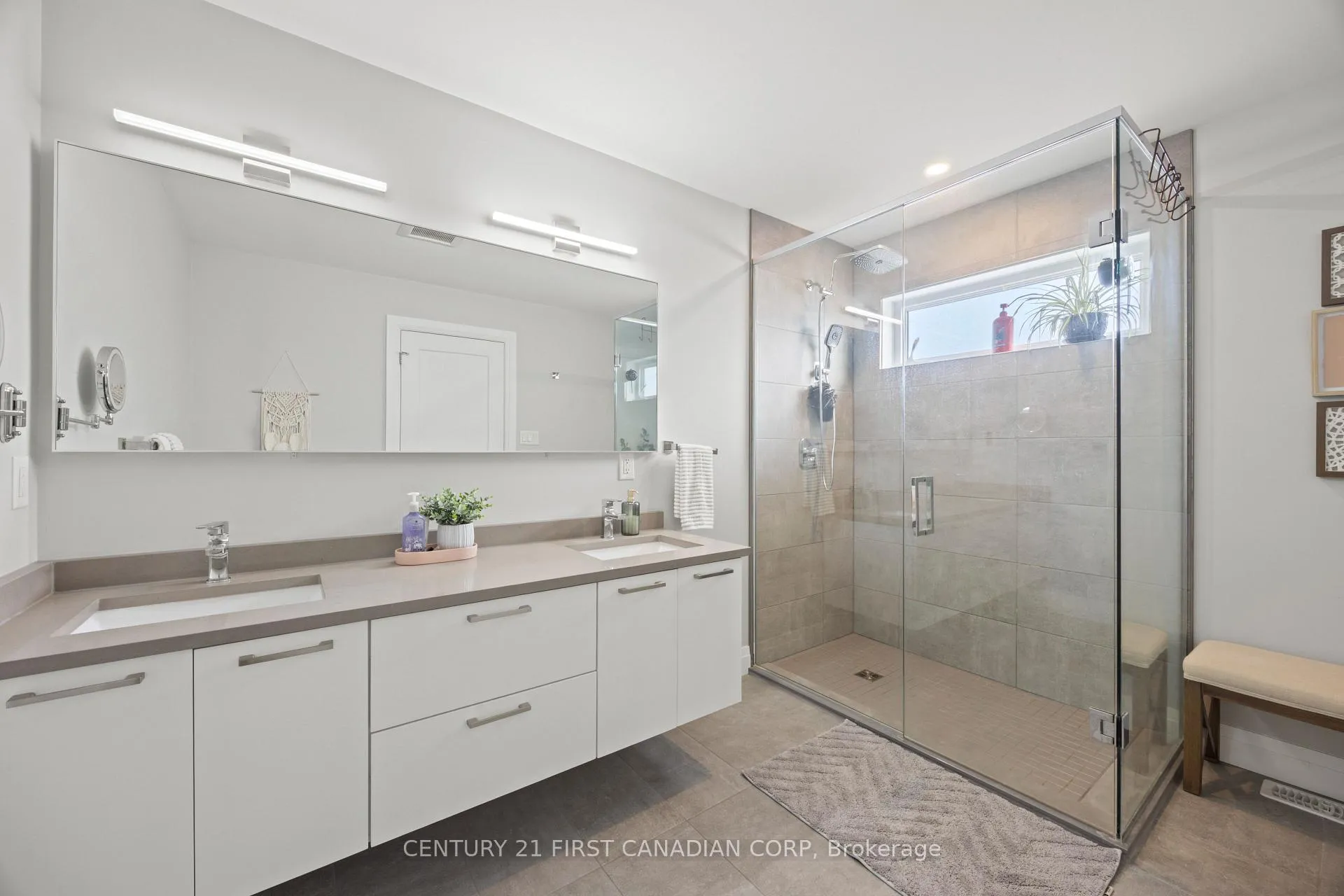 Photo 30 of 176 King Street, Bluewater, Hensall — HOMEH