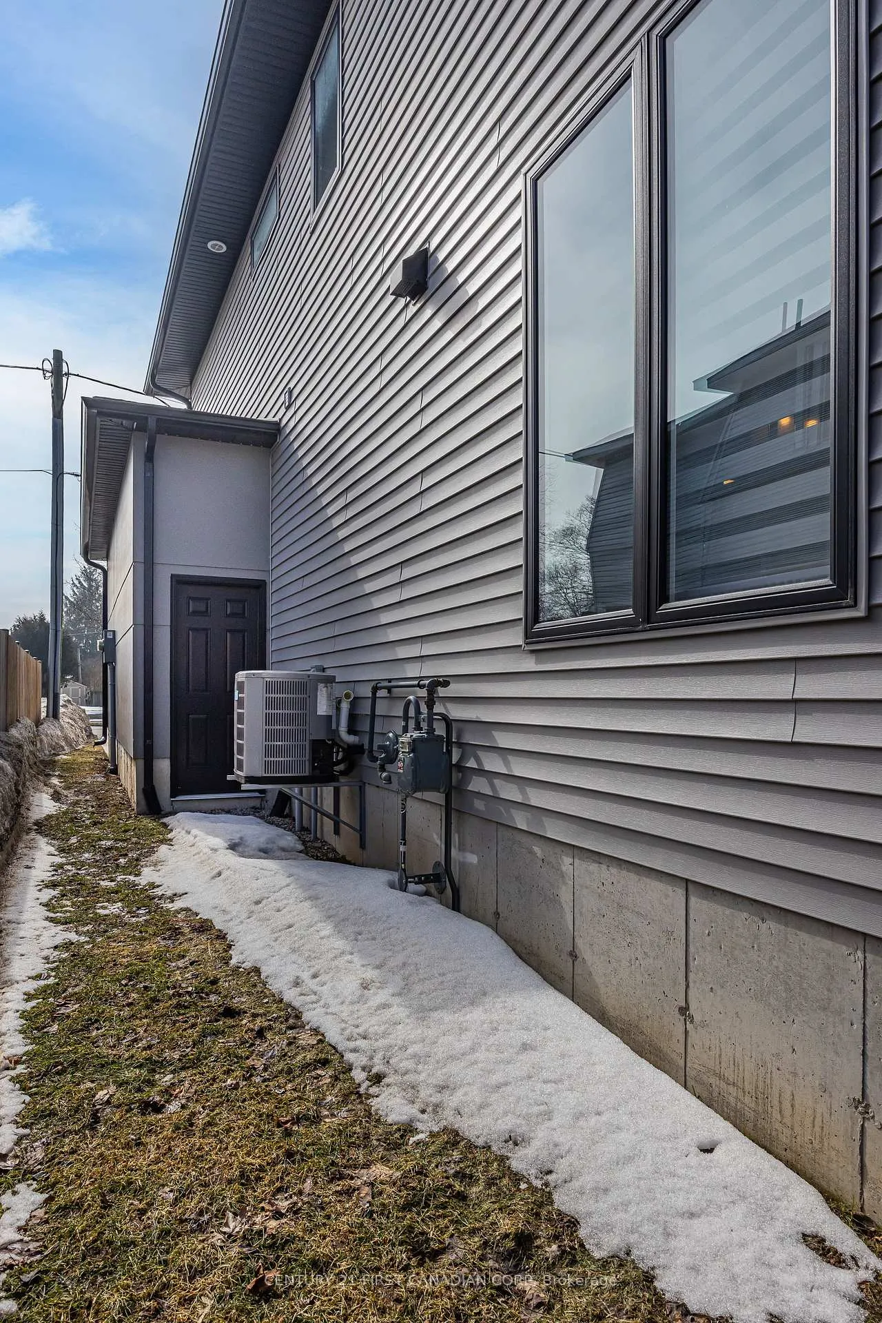 Photo 35 of 176 King Street, Bluewater, Hensall — HOMEH