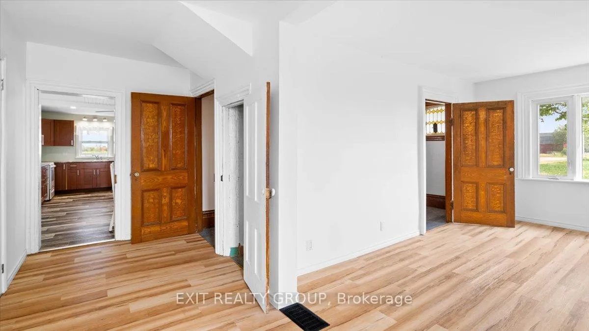 Photo 14 of 837 Casey Road, Belleville, Thurlow Ward — HOMEH