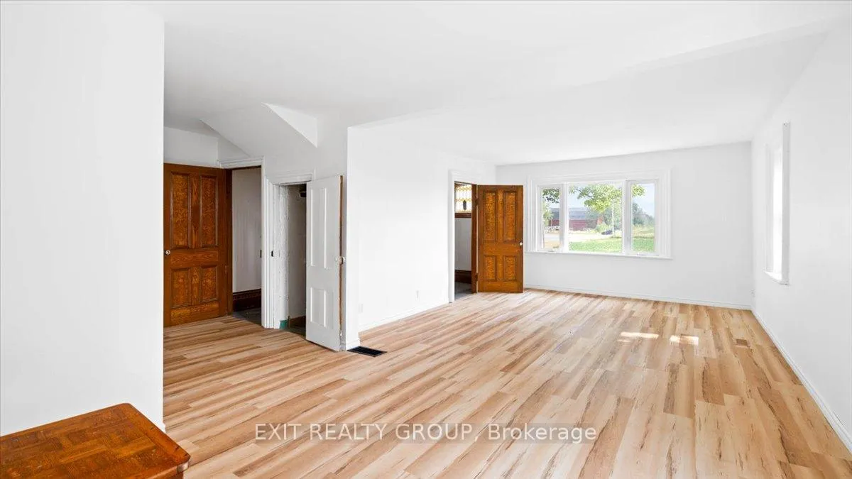 Photo 17 of 837 Casey Road, Belleville, Thurlow Ward — HOMEH