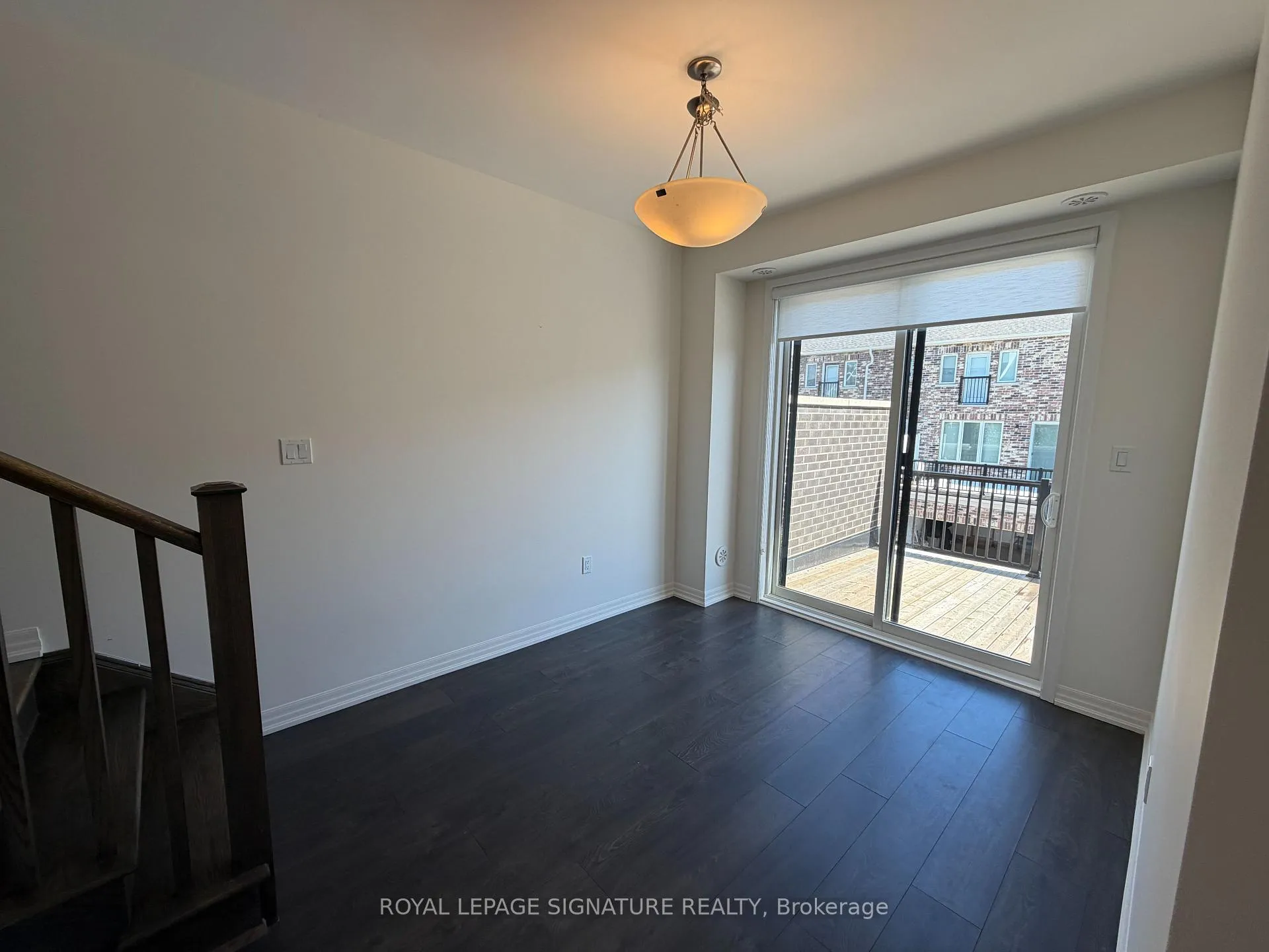Photo 11 of 112 Burnhamthorpe Road E, Oakville, Glenorchy — HOMEH