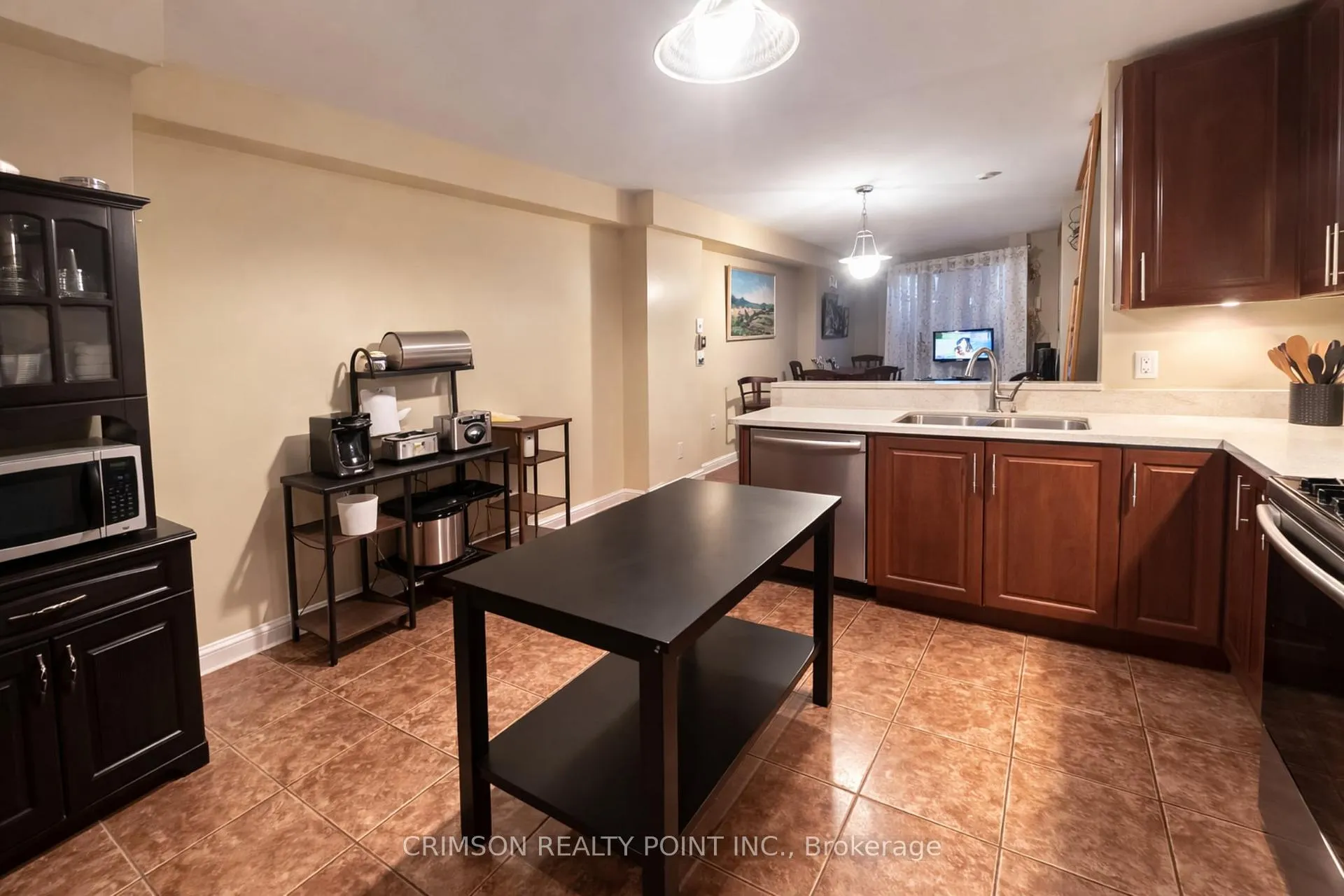 Photo 7 of 5B Hobden Place, Etobicoke, Willowridge-Martingrove-Richview — HOMEH
