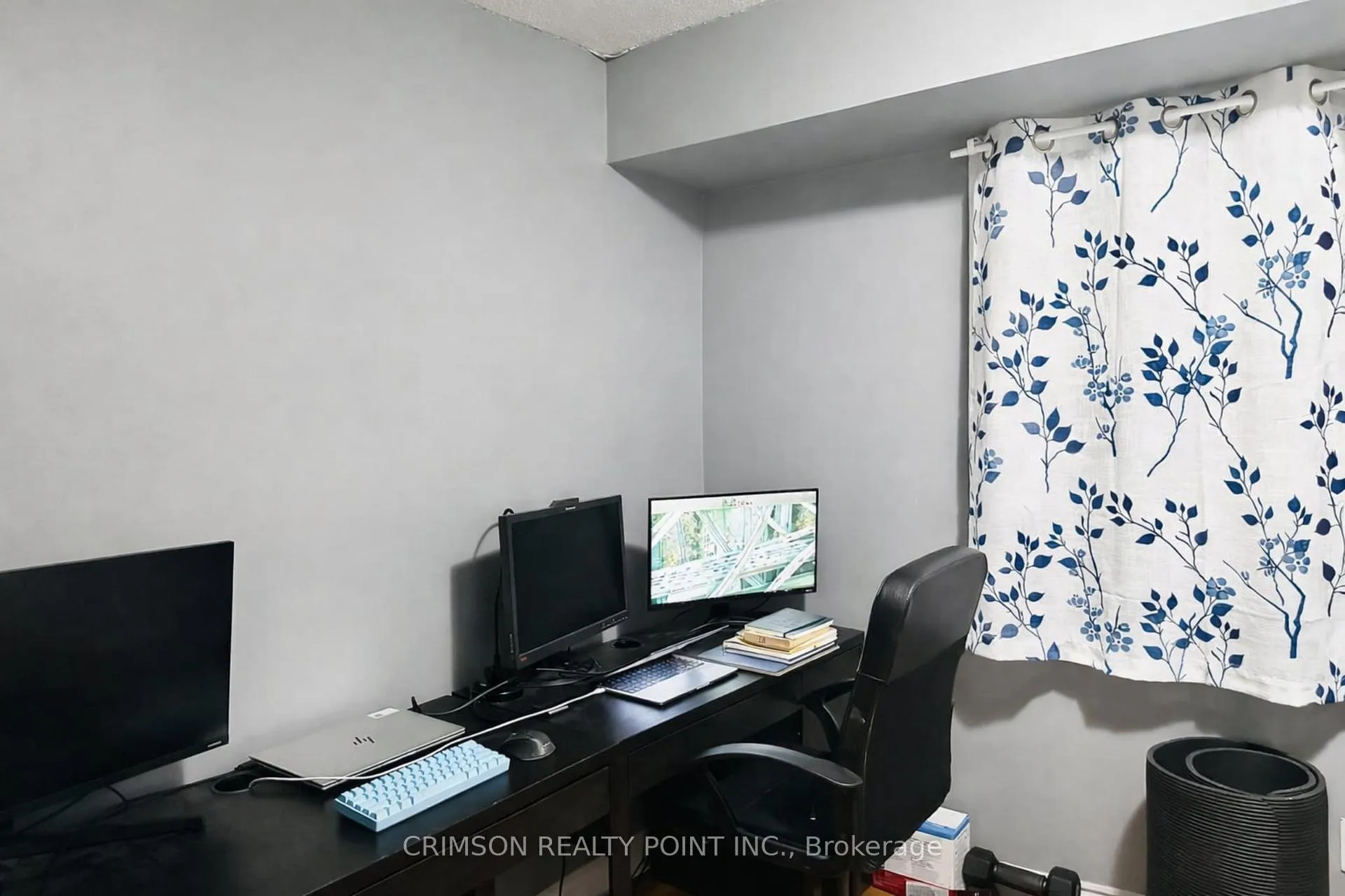 Photo 13 of 5B Hobden Place, Etobicoke, Willowridge-Martingrove-Richview — HOMEH