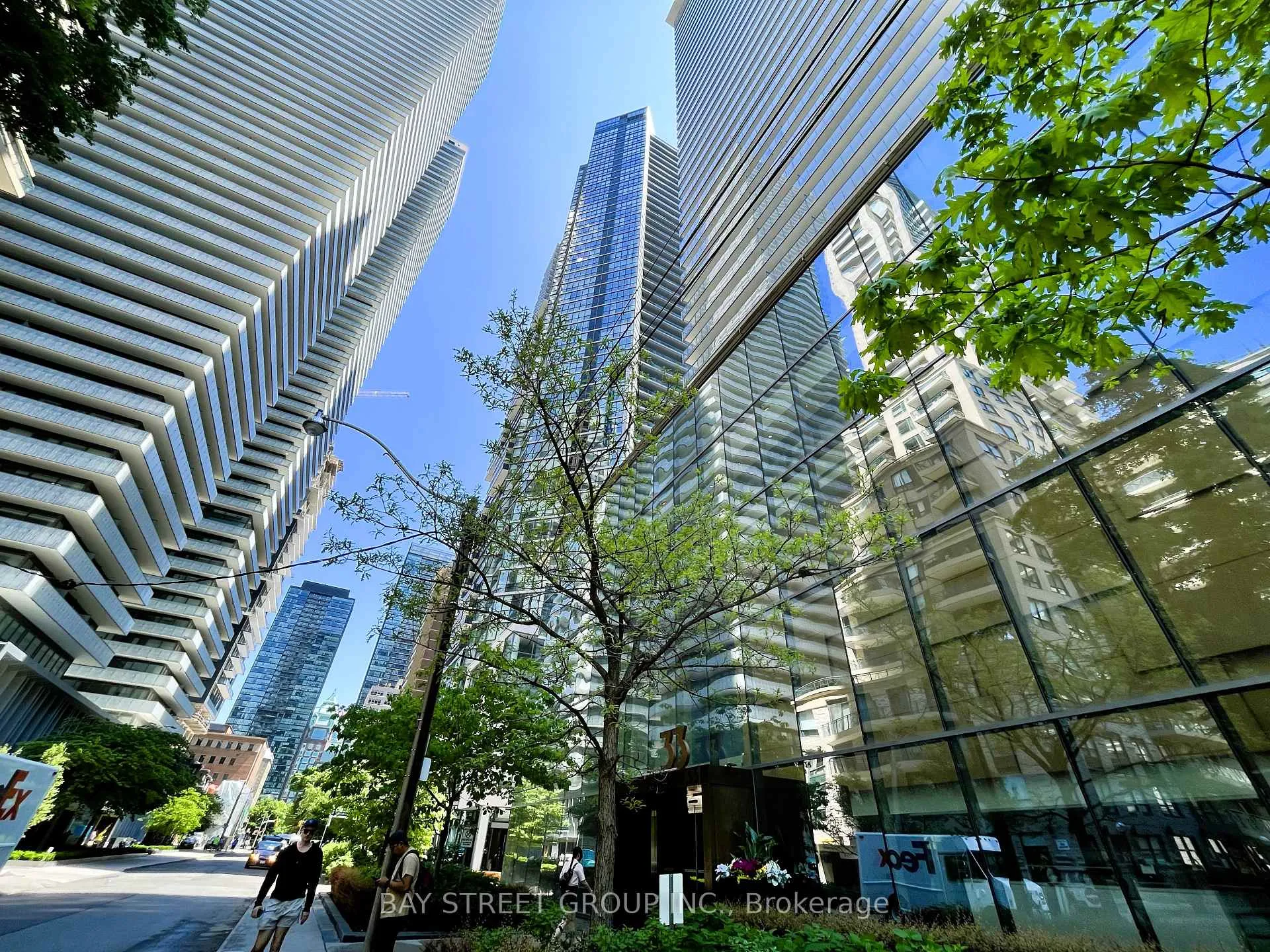 Photo 2 of Unit 4401, 33 Charles Street E, Toronto, Church-Yonge Corridor — HOMEH