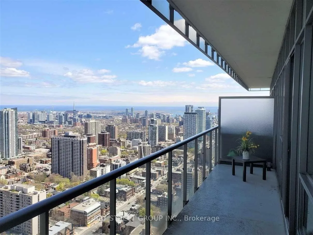 Photo 12 of Unit 4401, 33 Charles Street E, Toronto, Church-Yonge Corridor — HOMEH
