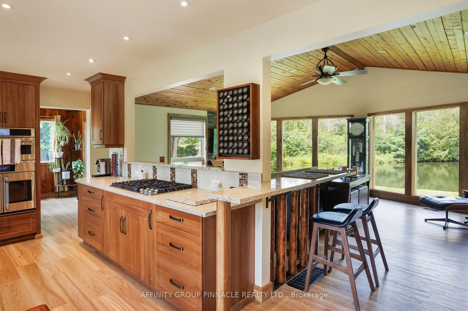 Photo 17 of 1385 Furniss Drive, Ramara, Brechin — HOMEH