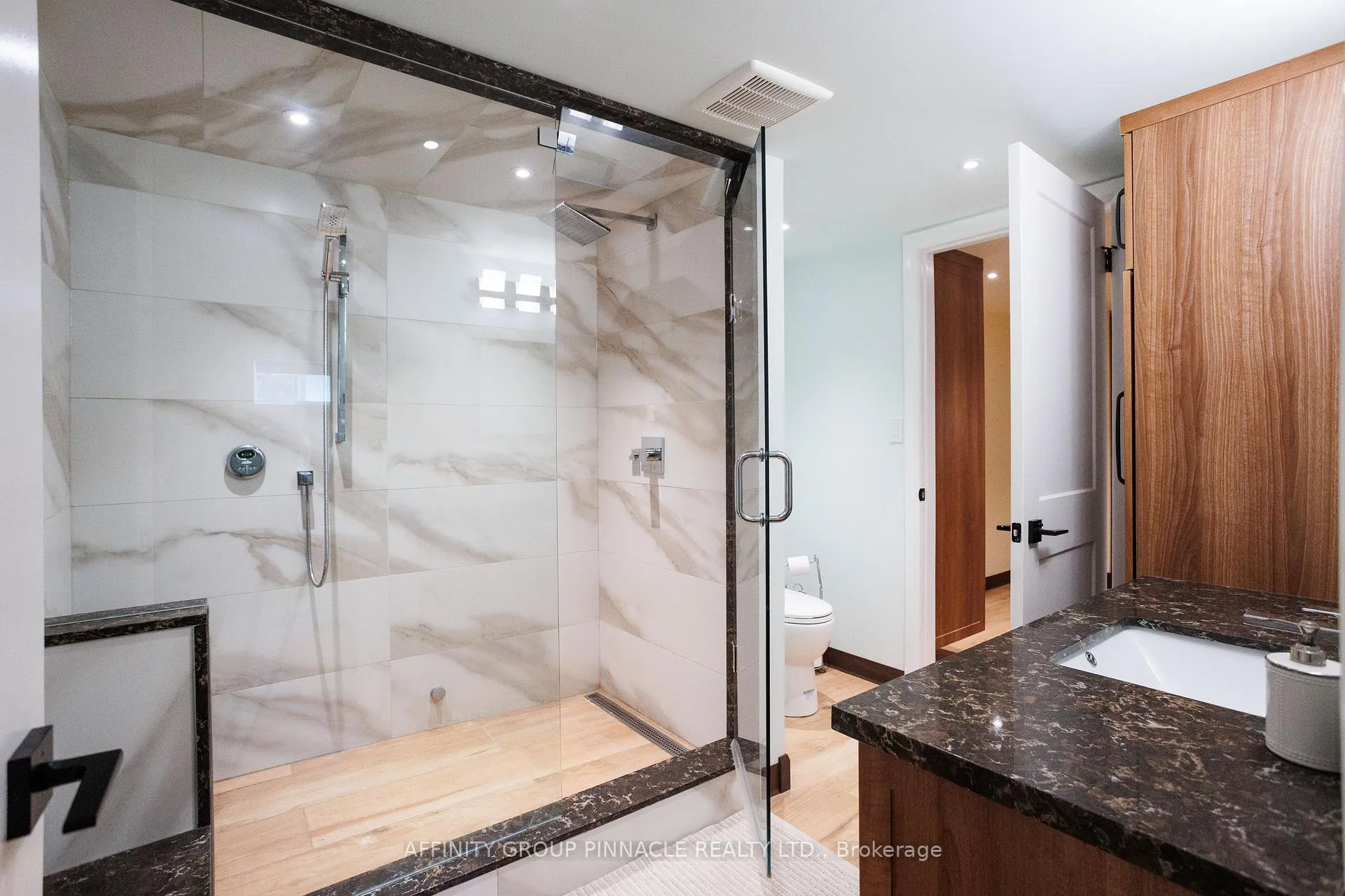 Photo 38 of 1385 Furniss Drive, Ramara, Brechin — HOMEH