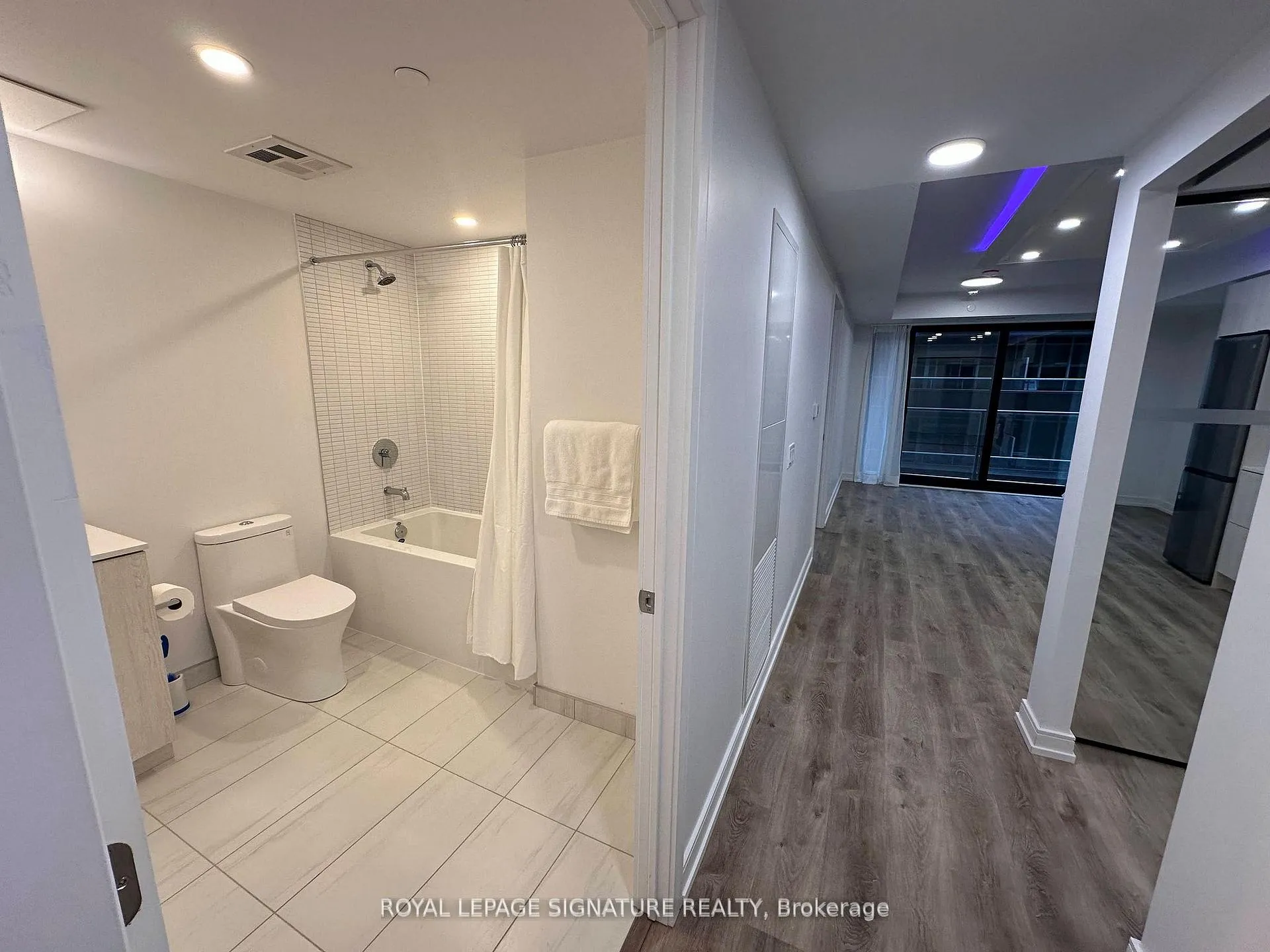 Photo 5 of Unit 1313, 1 Jarvis Street, Hamilton, Beasley — HOMEH