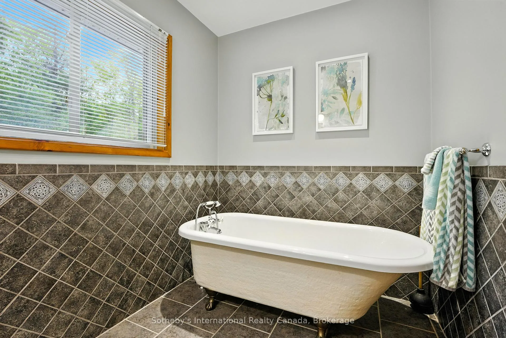 Photo 23 of 775 Rosskopf Road, Magnetawan — HOMEH