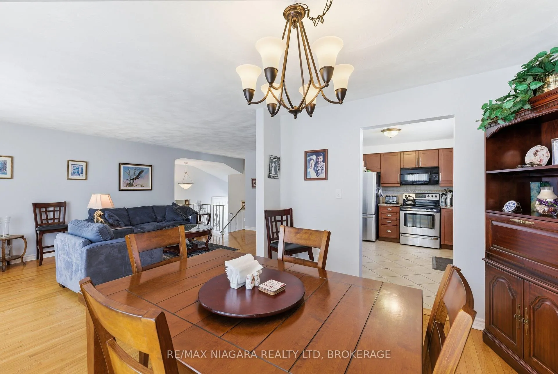 Photo 8 of 293 Saint Andrews Drive, Hamilton, Vincent — HOMEH