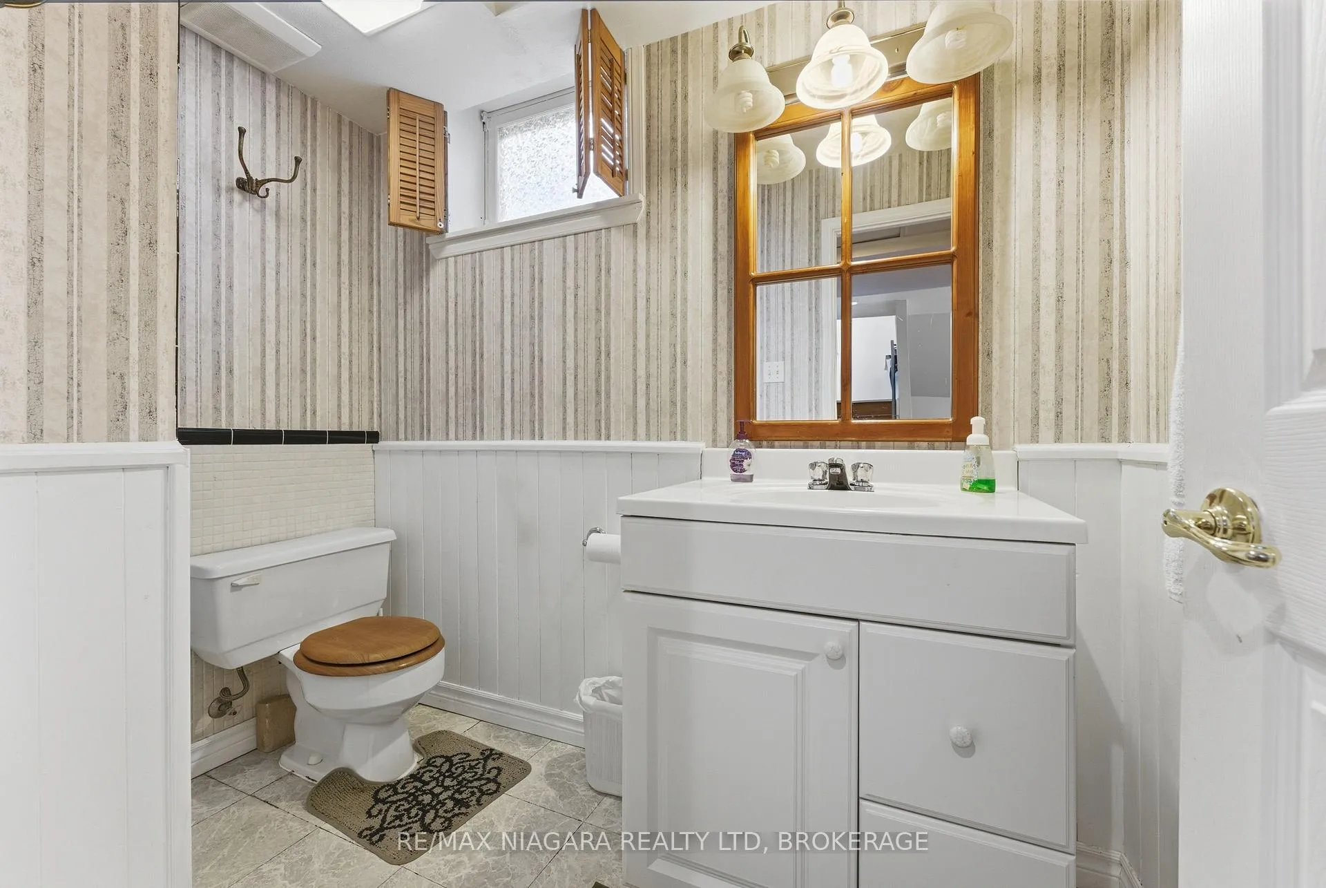 Photo 21 of 293 Saint Andrews Drive, Hamilton, Vincent — HOMEH