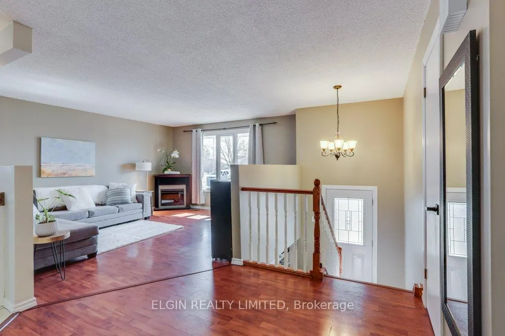 Photo 5 of 57 Leger Avenue, St. Thomas — HOMEH