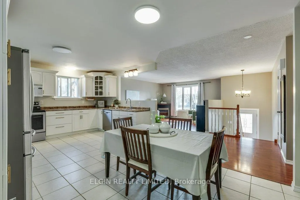 Photo 11 of 57 Leger Avenue, St. Thomas — HOMEH