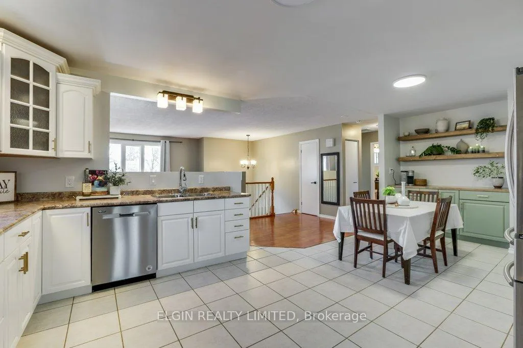 Photo 15 of 57 Leger Avenue, St. Thomas — HOMEH