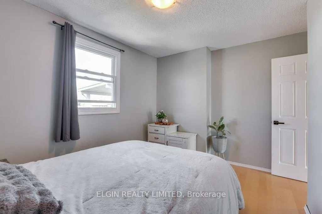 Photo 18 of 57 Leger Avenue, St. Thomas — HOMEH