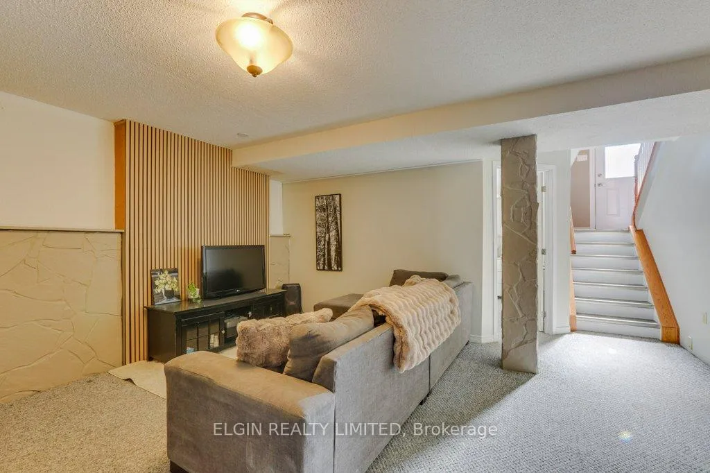 Photo 29 of 57 Leger Avenue, St. Thomas — HOMEH
