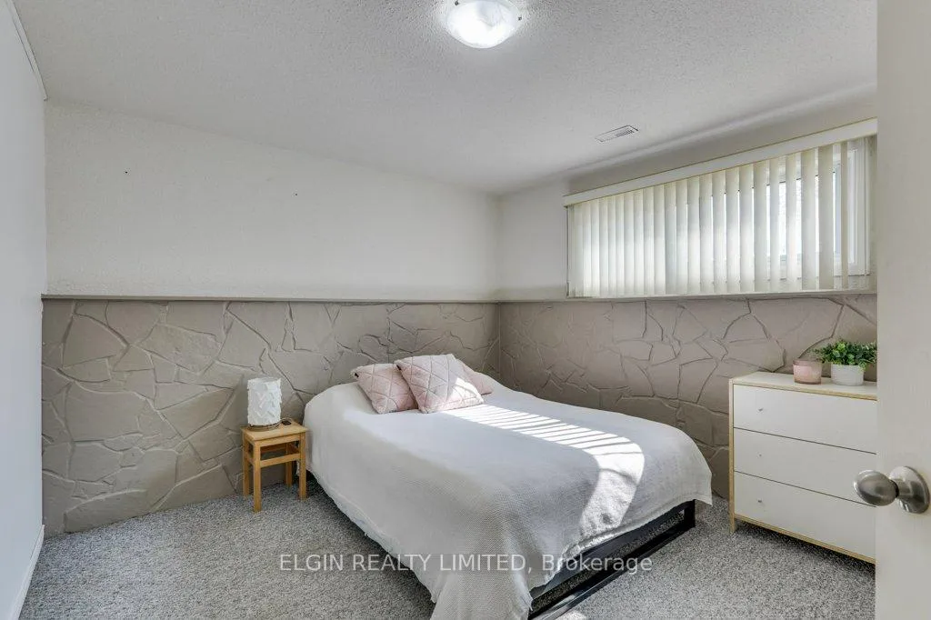 Photo 32 of 57 Leger Avenue, St. Thomas — HOMEH