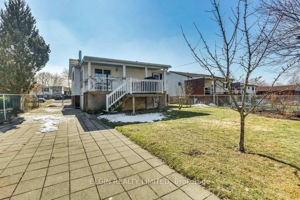 Photo 40 of 57 Leger Avenue, St. Thomas — HOMEH
