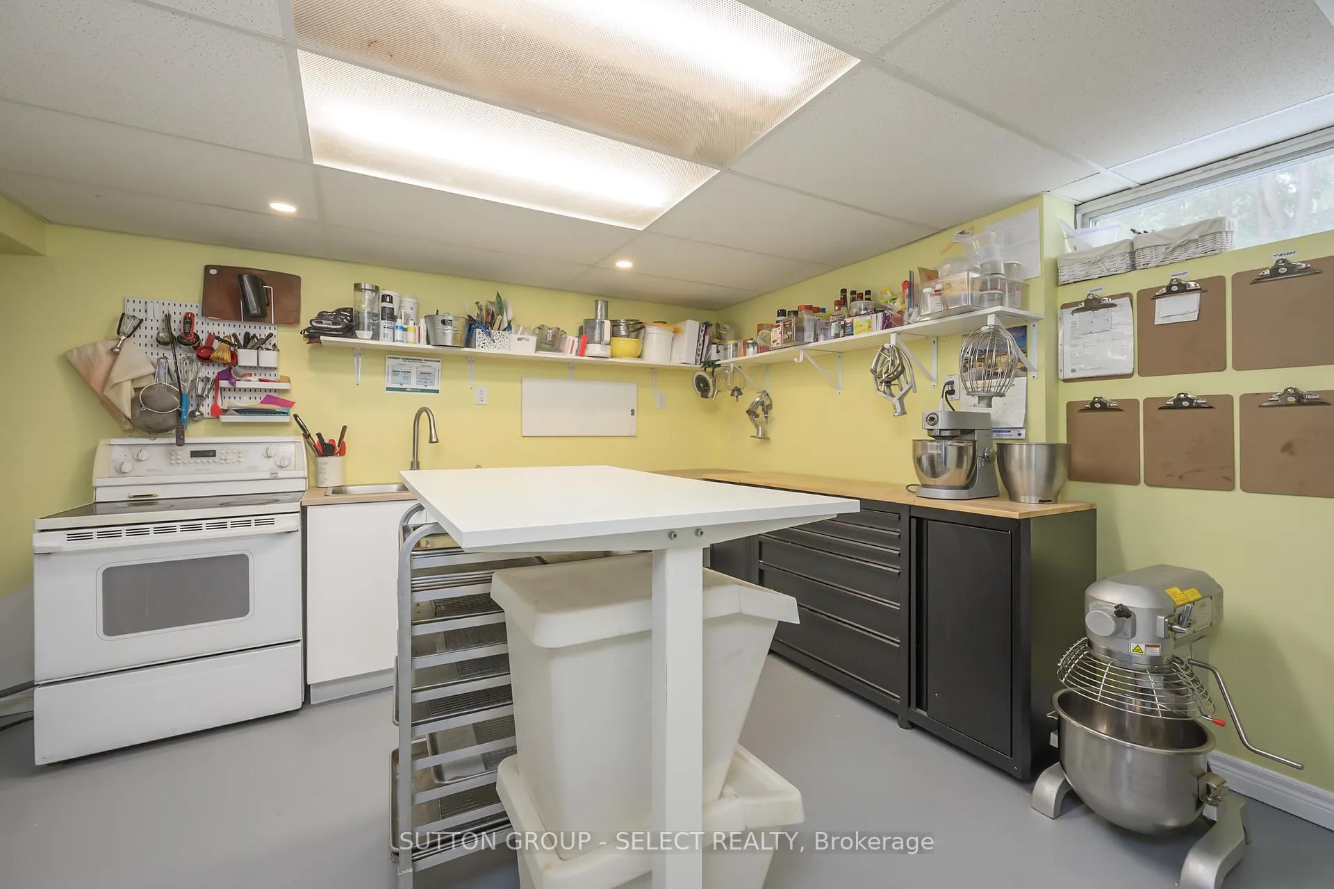 Photo 17 of 15342 Plover Mills Road, Middlesex Centre, Bryanston — HOMEH