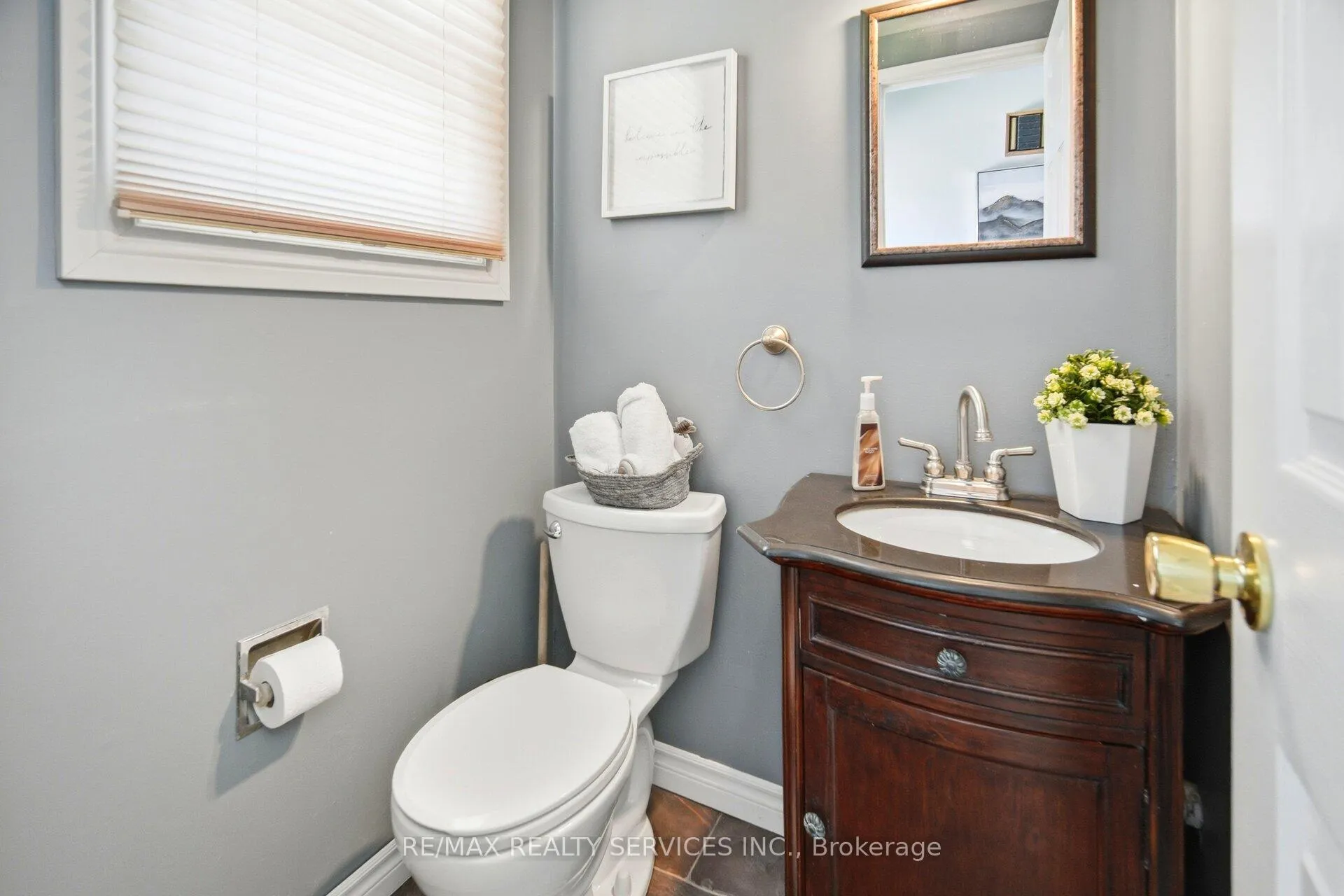 Photo 21 of 16 Ferri Crescent, Brampton, Heart Lake West — HOMEH