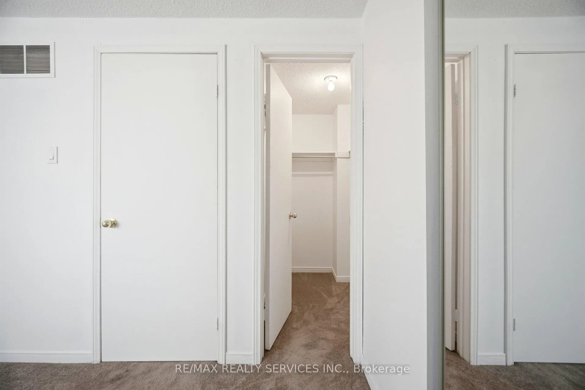 Photo 30 of 16 Ferri Crescent, Brampton, Heart Lake West — HOMEH