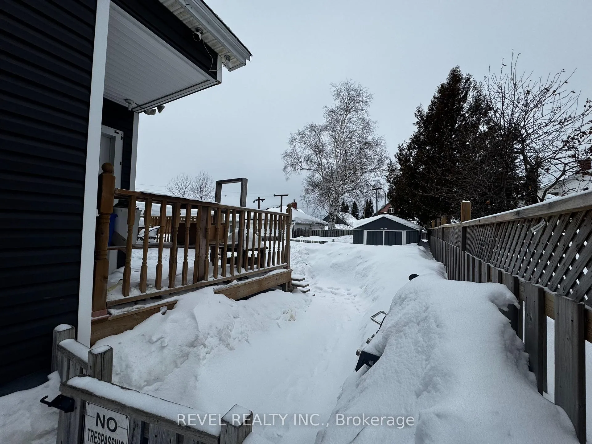 Photo 3 of 115 Fourth Avenue, Timmins, SCH - Main Area — HOMEH
