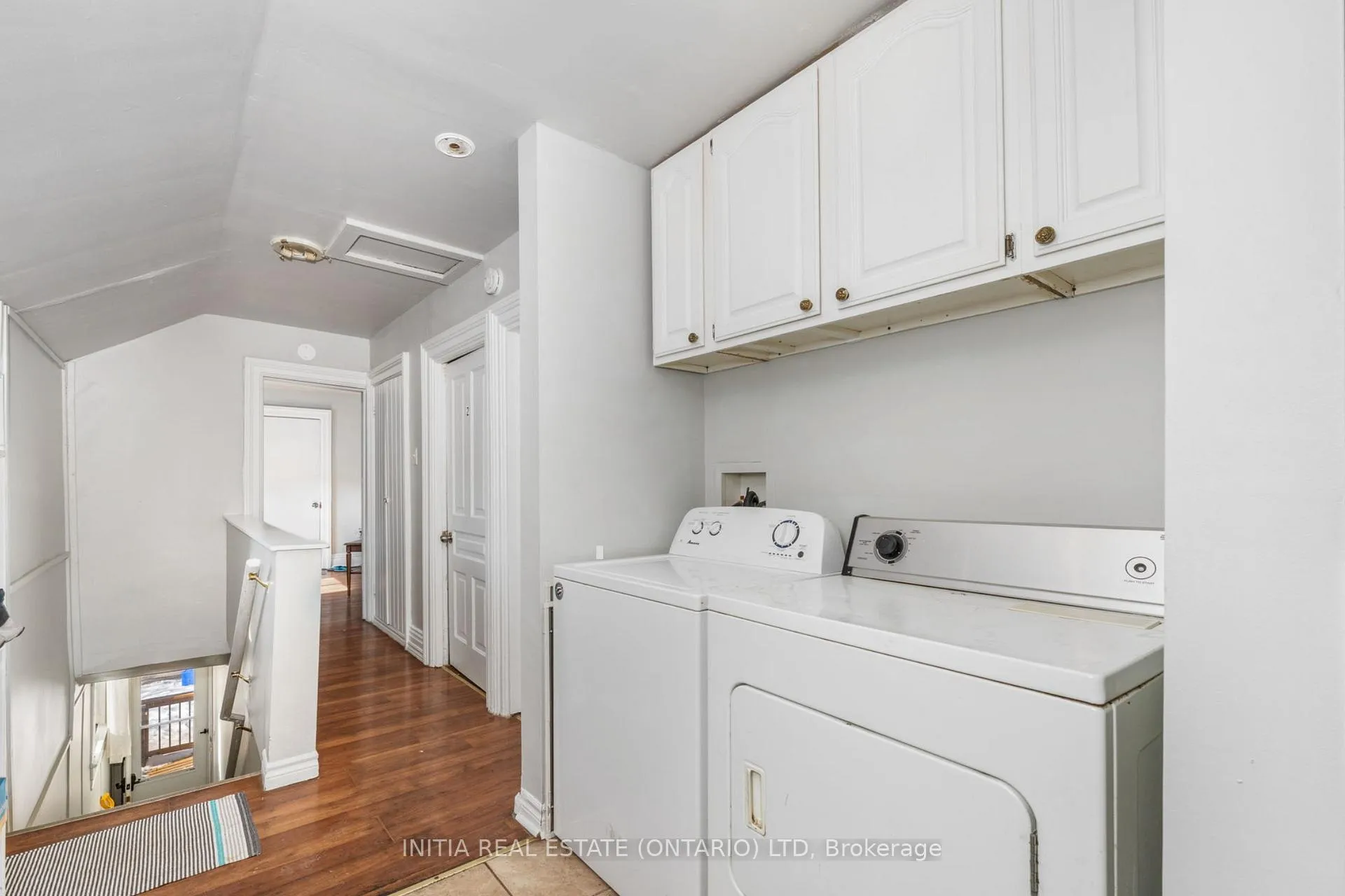 Photo 15 of 150 College Avenue N, Sarnia — HOMEH