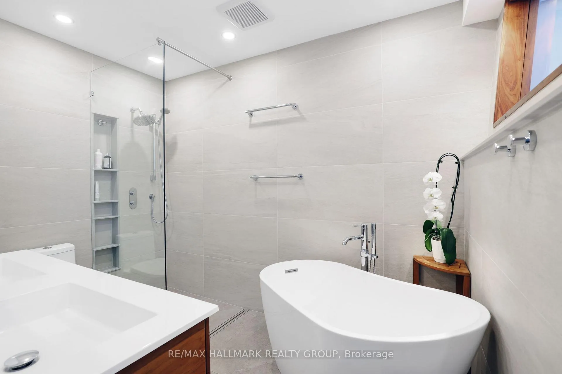 Photo 13 of Unit A, 47 Ontario Street, Ottawa, Overbrook — HOMEH