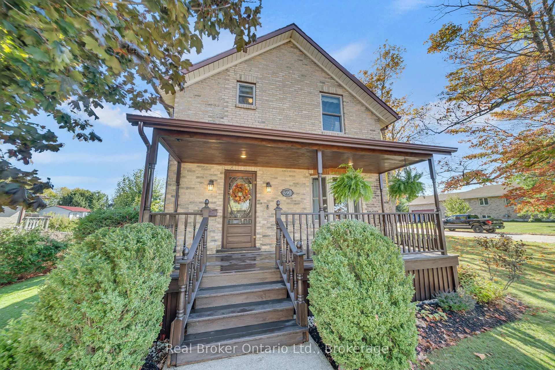 Photo 3 of 690 Wallace Avenue S, North Perth, Listowel — HOMEH