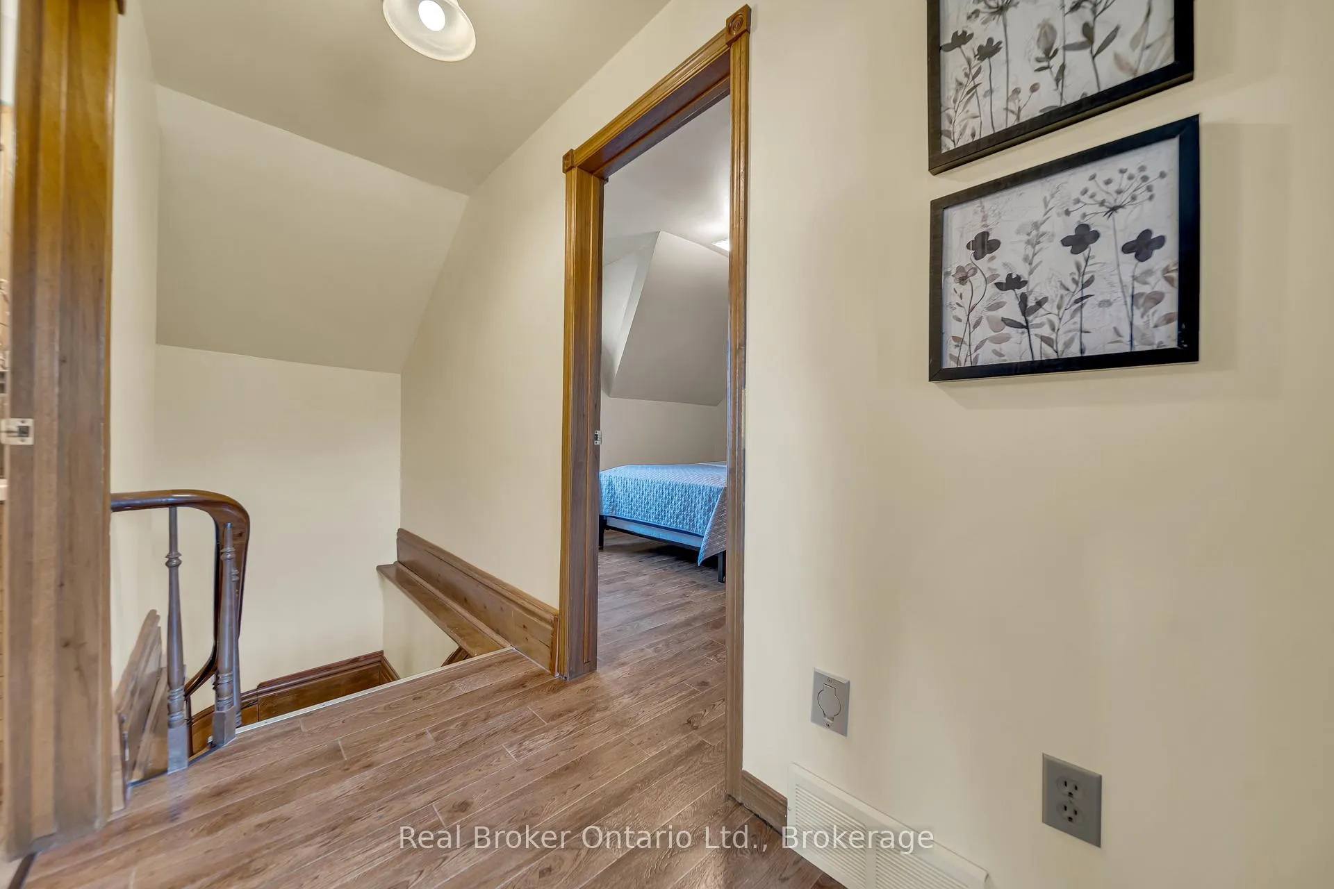 Photo 27 of 690 Wallace Avenue S, North Perth, Listowel — HOMEH