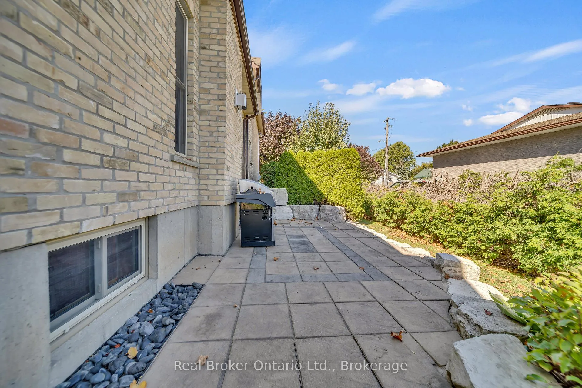 Photo 46 of 690 Wallace Avenue S, North Perth, Listowel — HOMEH